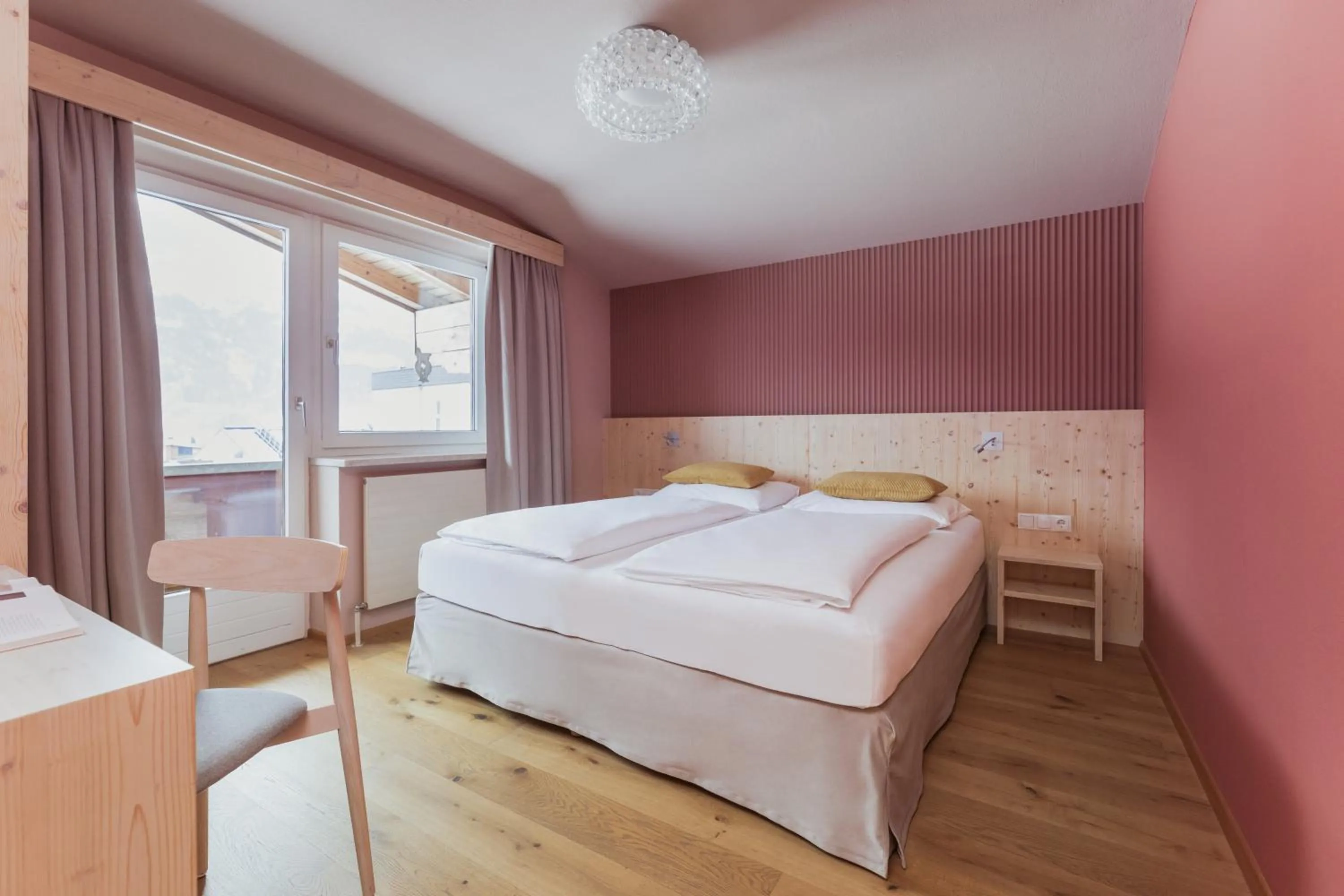 Bedroom, Bed in Mari Pop Hotel