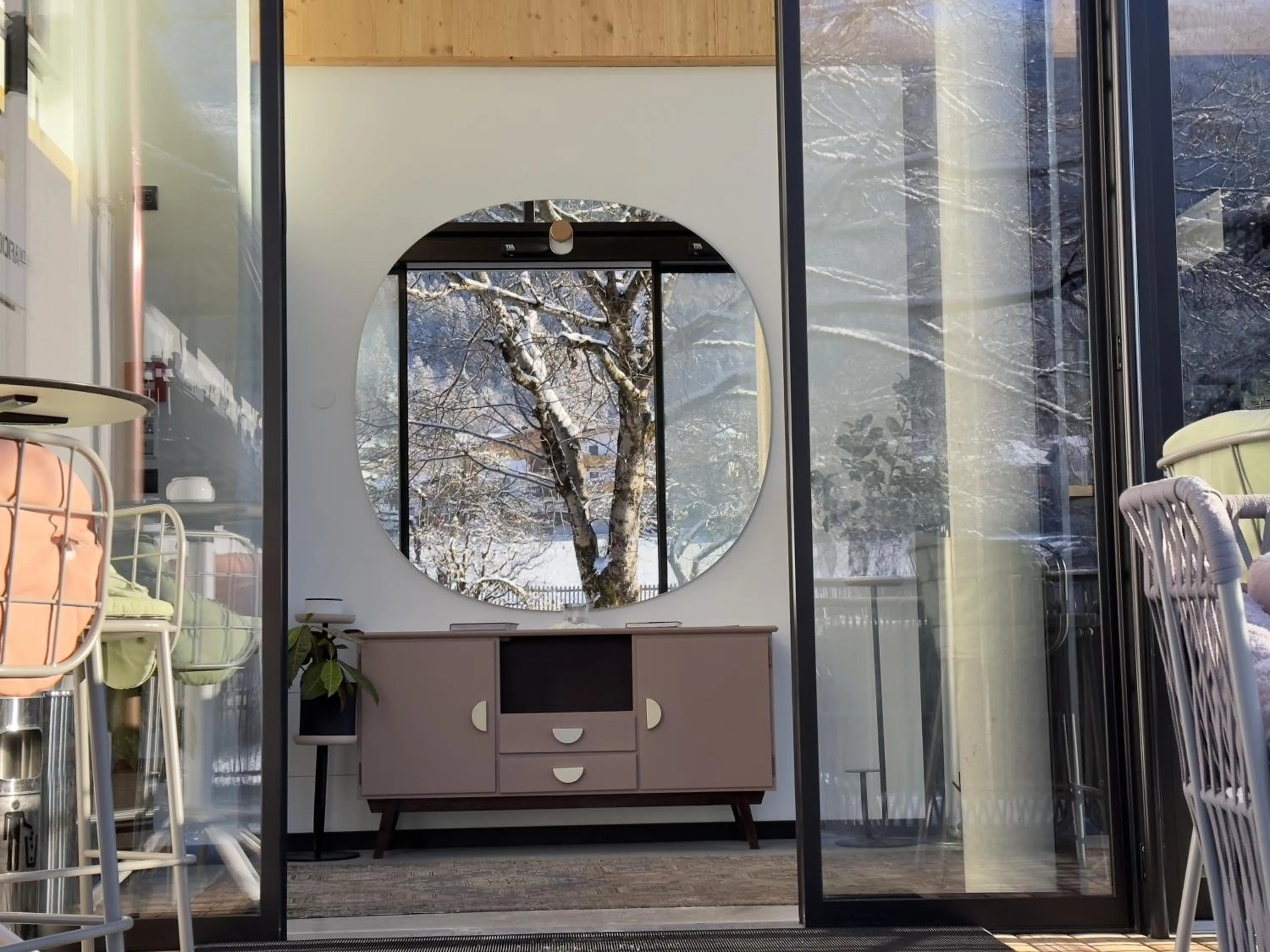 Property building in Mari Pop Hotel