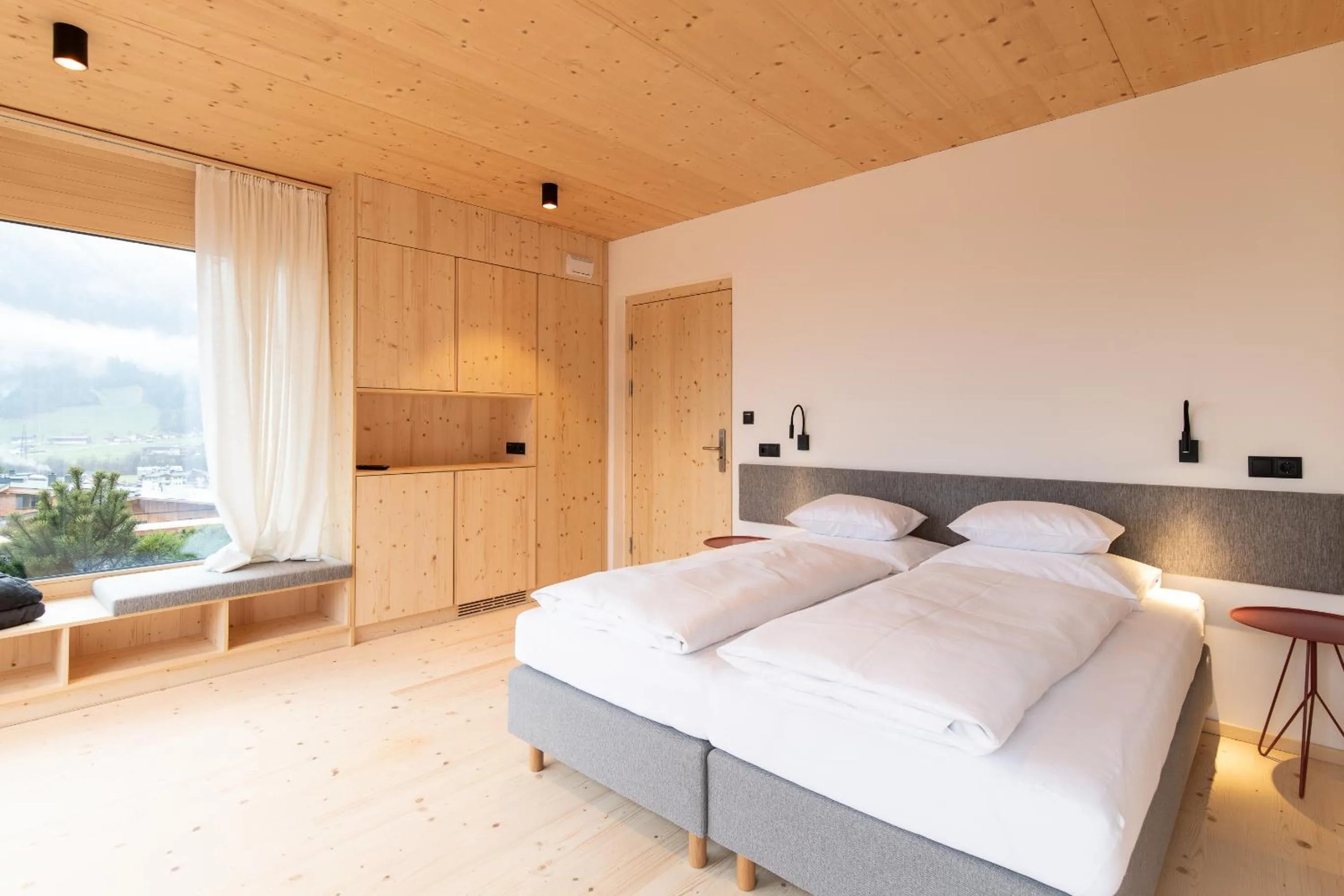 Bed in Mari Pop Hotel