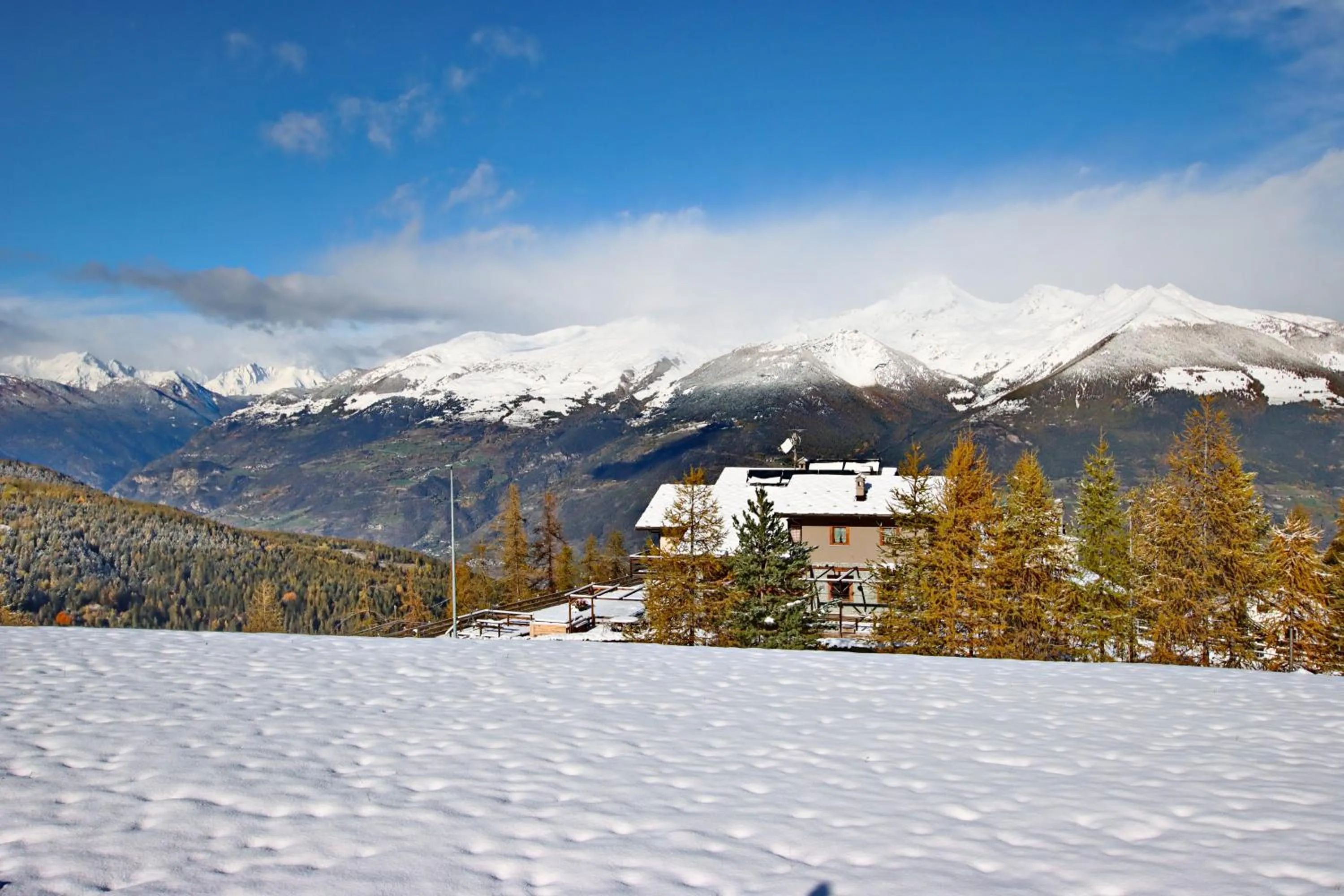 Property building in Hotel Chacaril