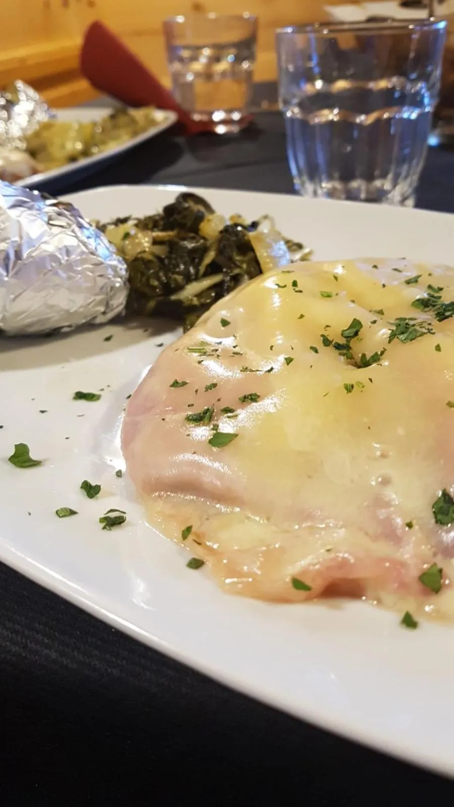 Restaurant/places to eat in Hotel Chacaril