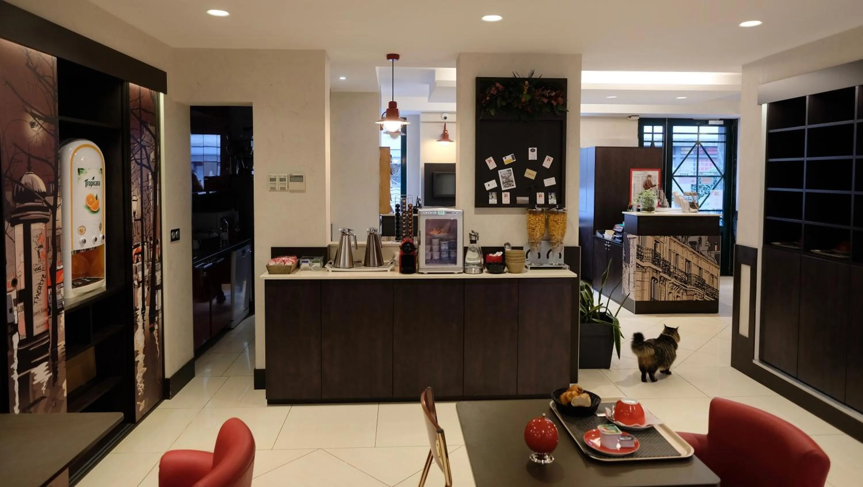 Food and drinks in Amiral-Fondary