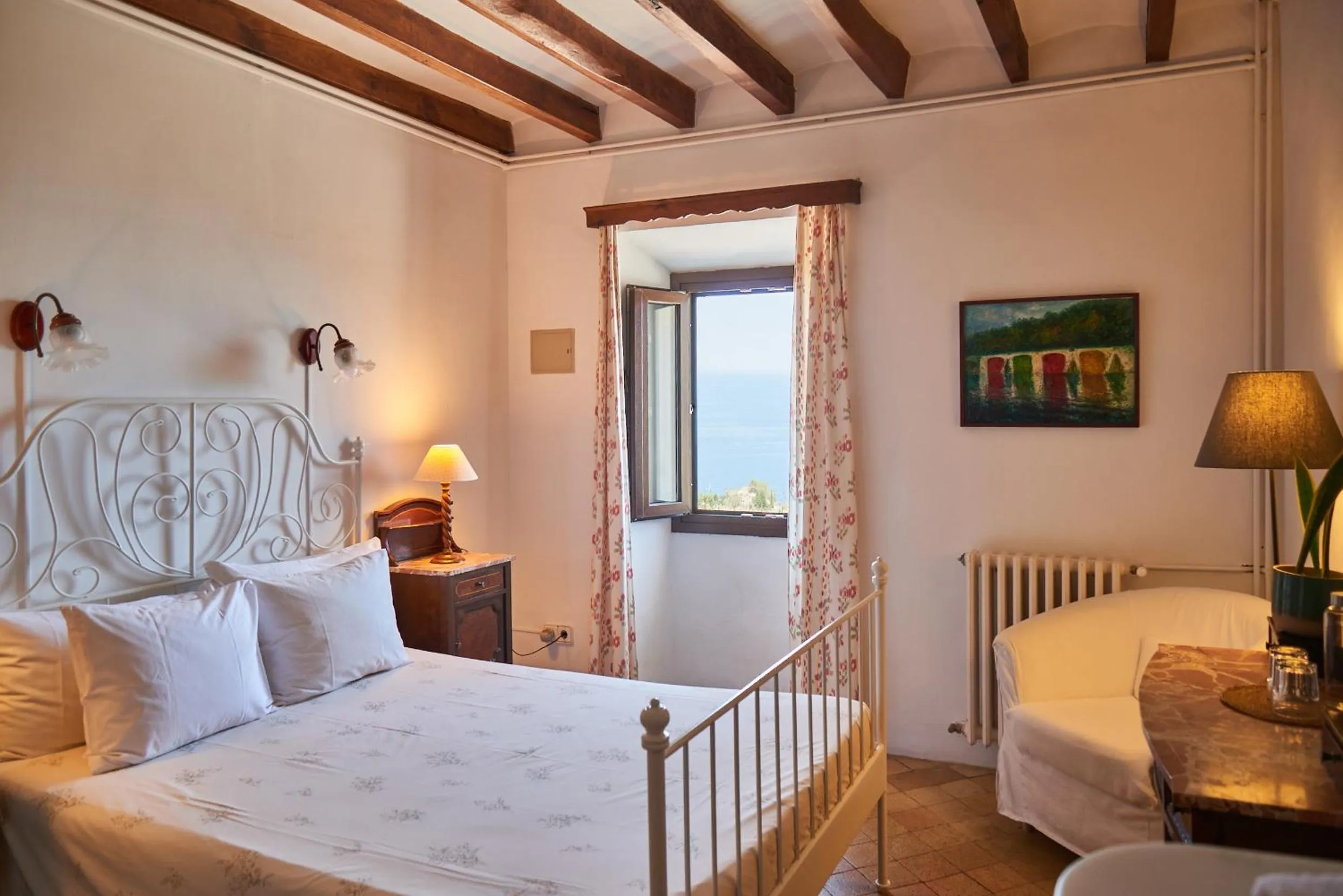 Bedroom, Bed in Can Busquets