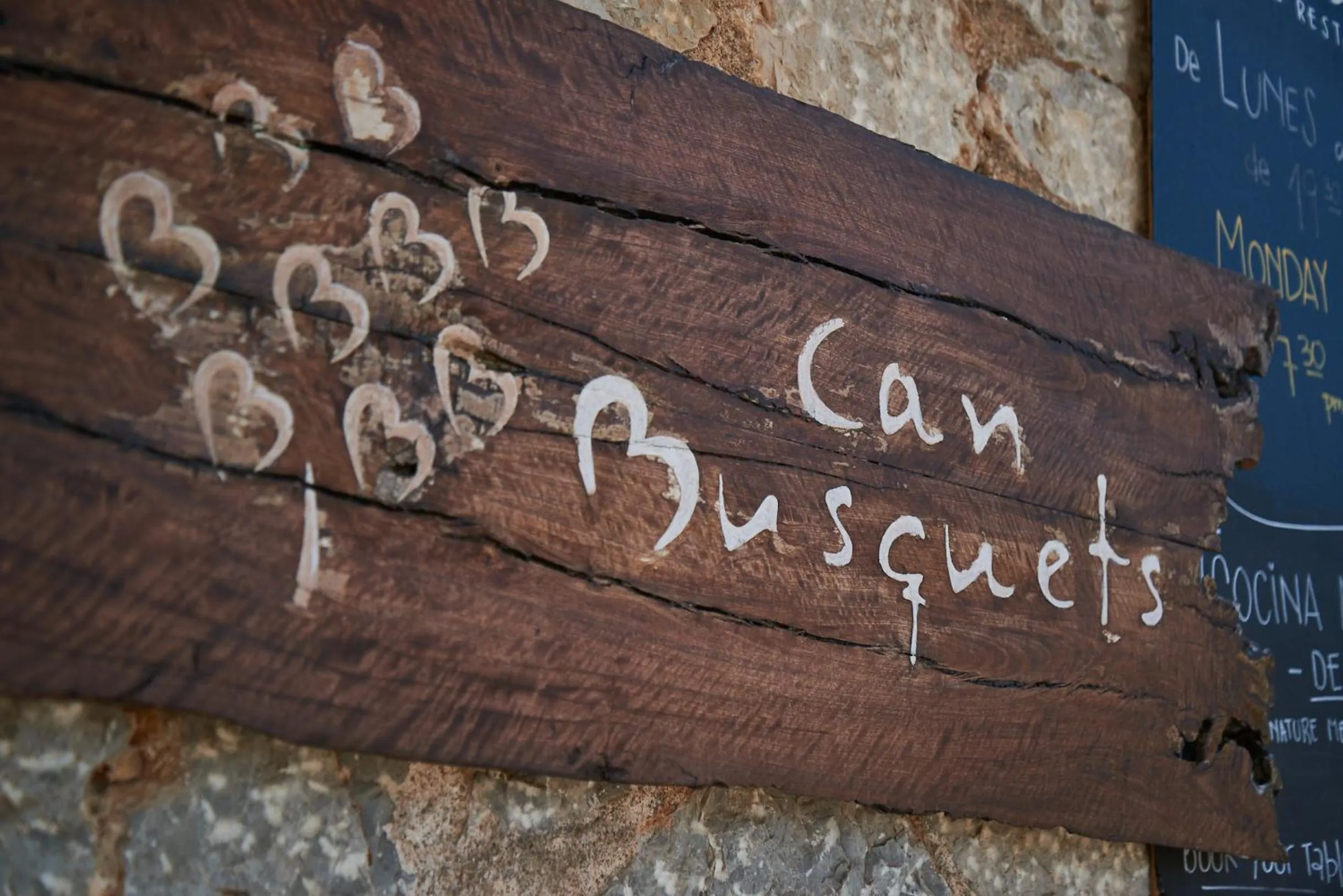 Logo/Certificate/Sign in Can Busquets