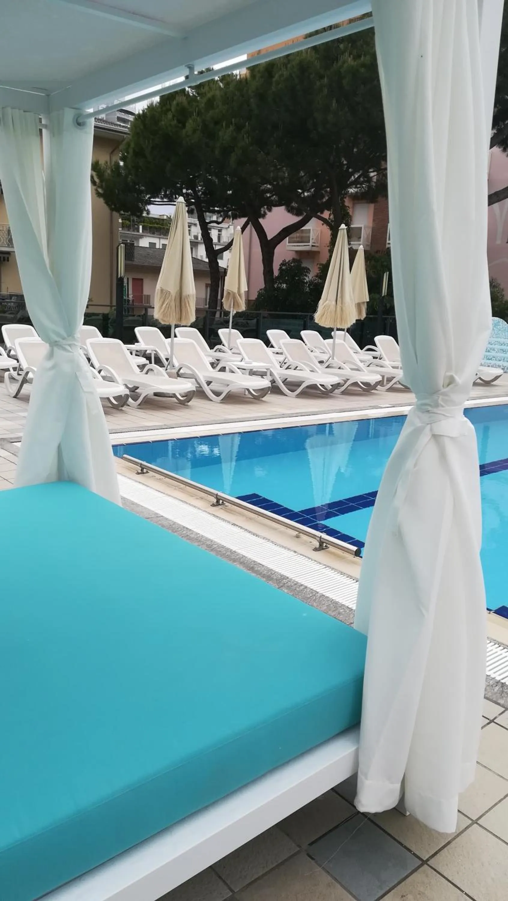 Swimming pool in Hotel Atlantico