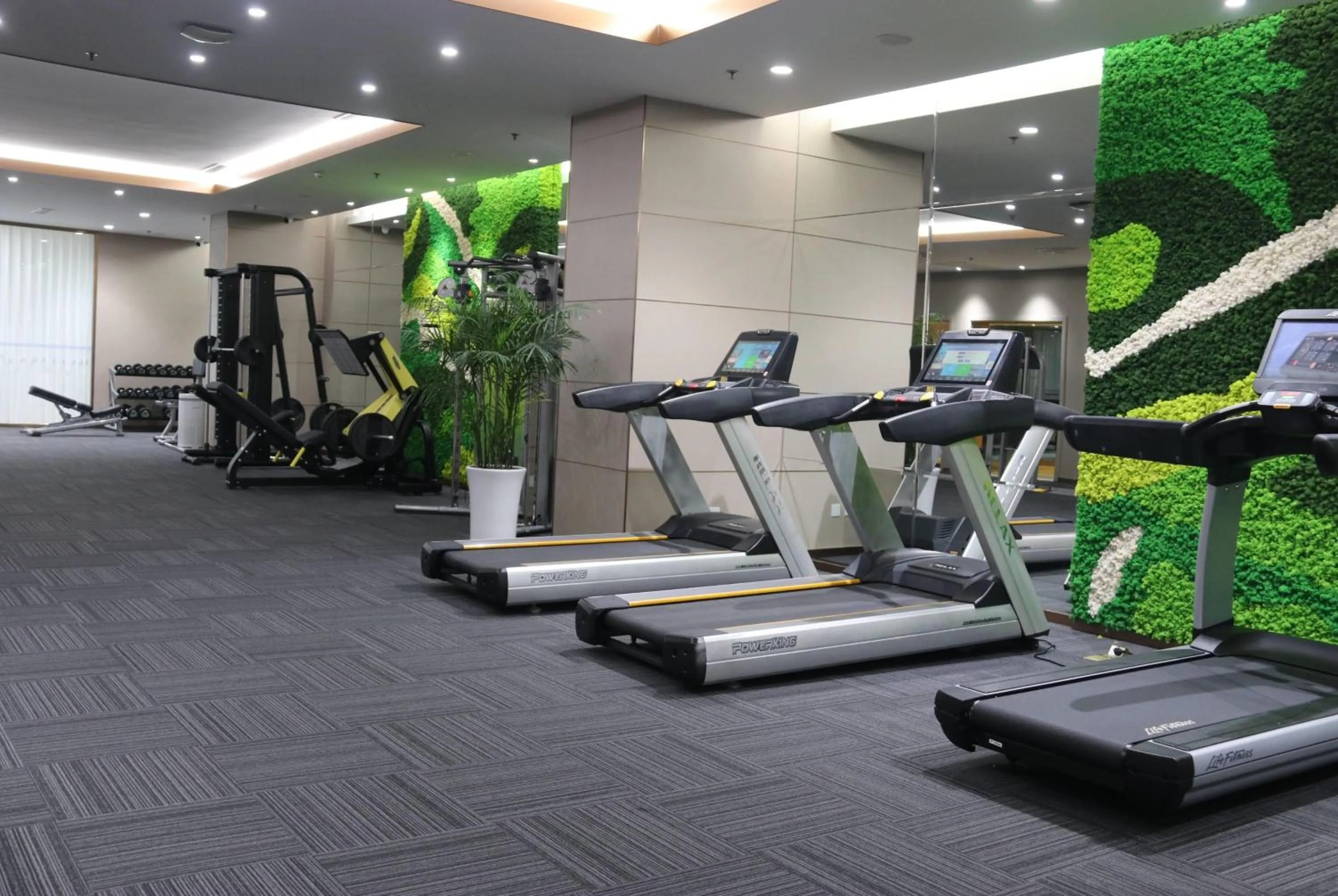 Fitness centre/facilities in Wyndham Qingdao