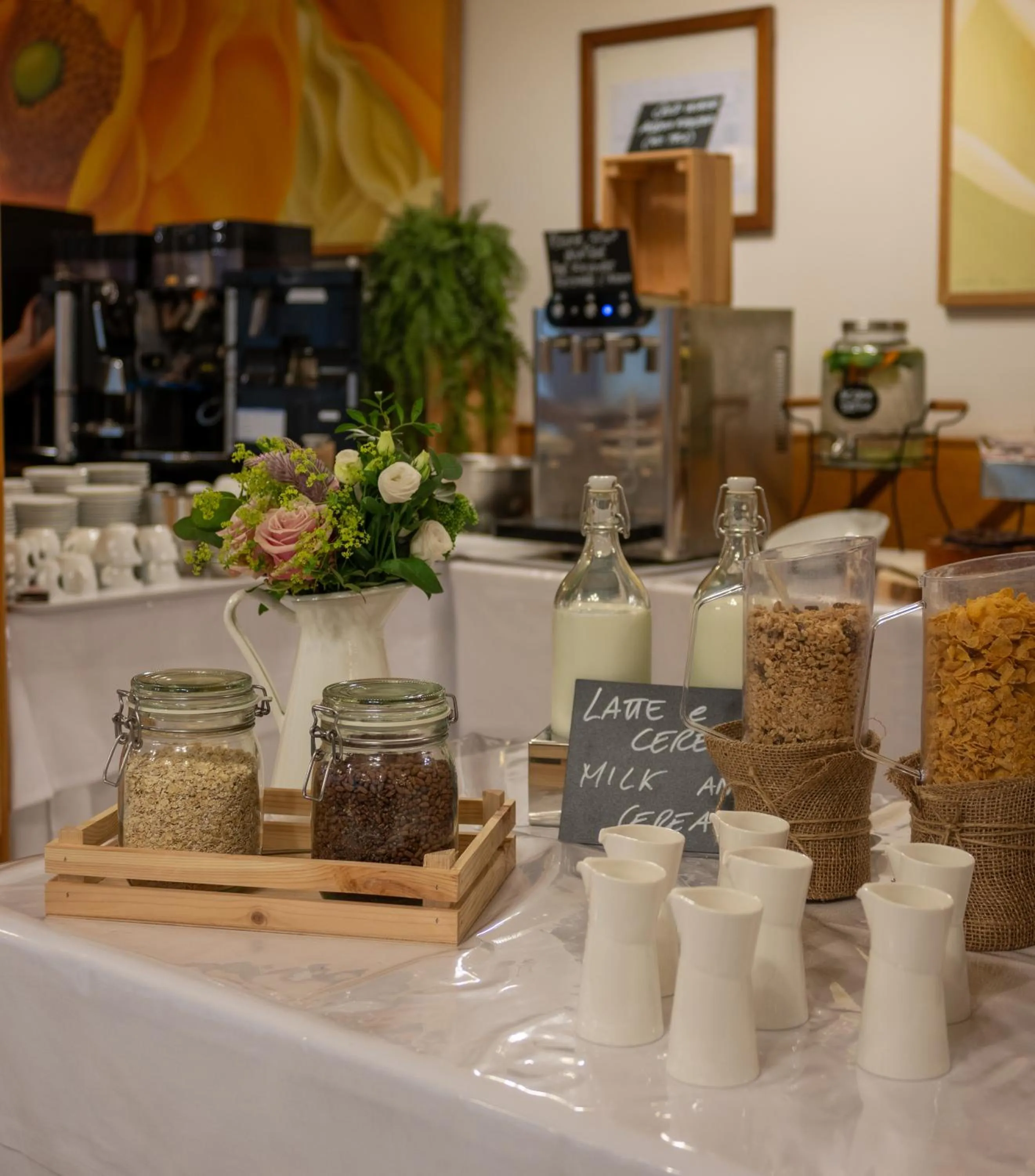 Breakfast in Hotel Casa Del Pellegrino