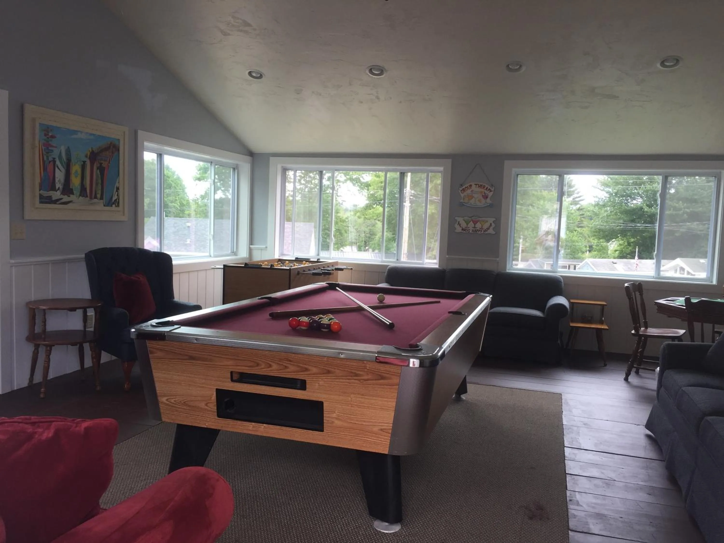 Game Room in Drake's Island Resort & Cottages
