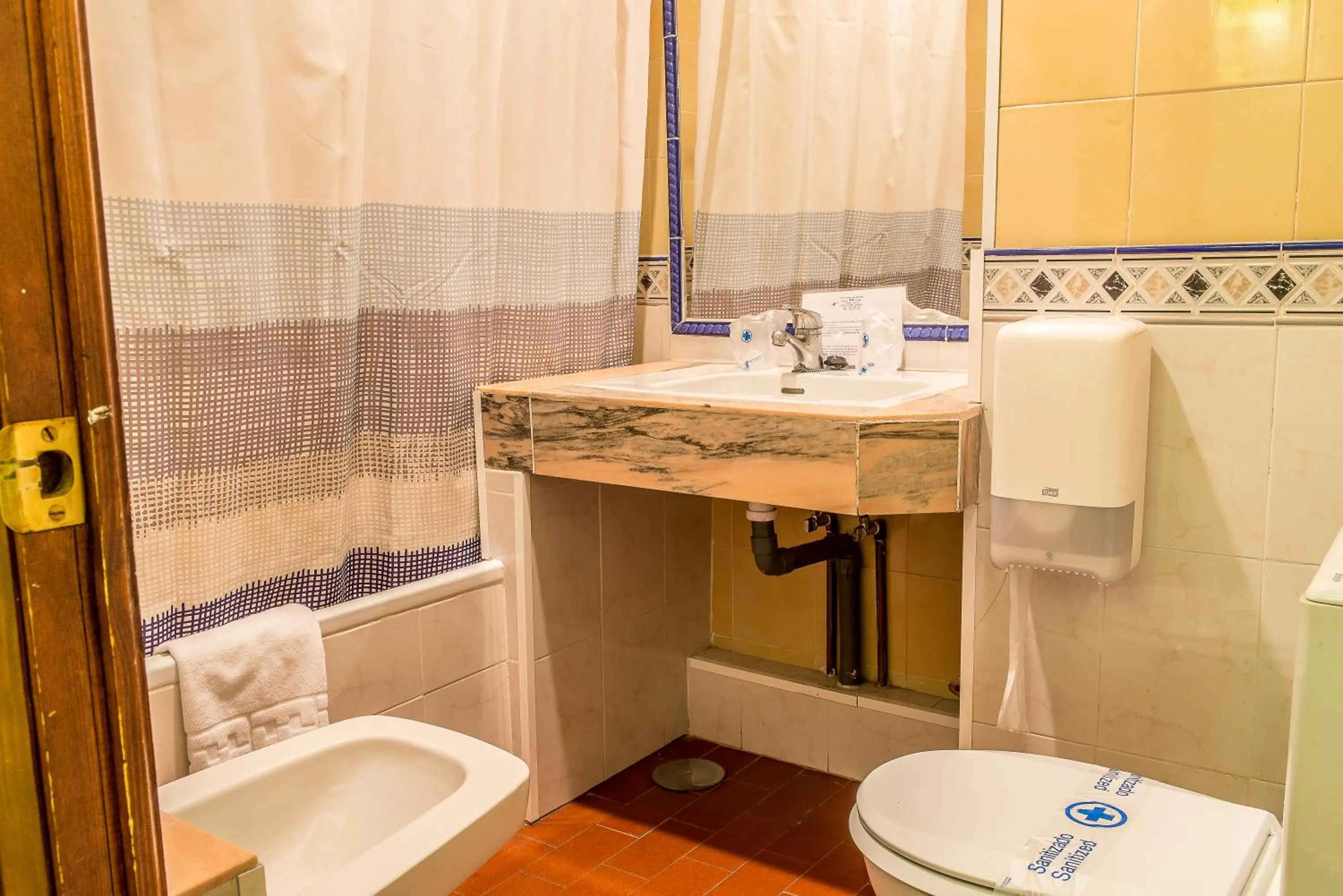 Bathroom in Hotel Sierra de Aracena
