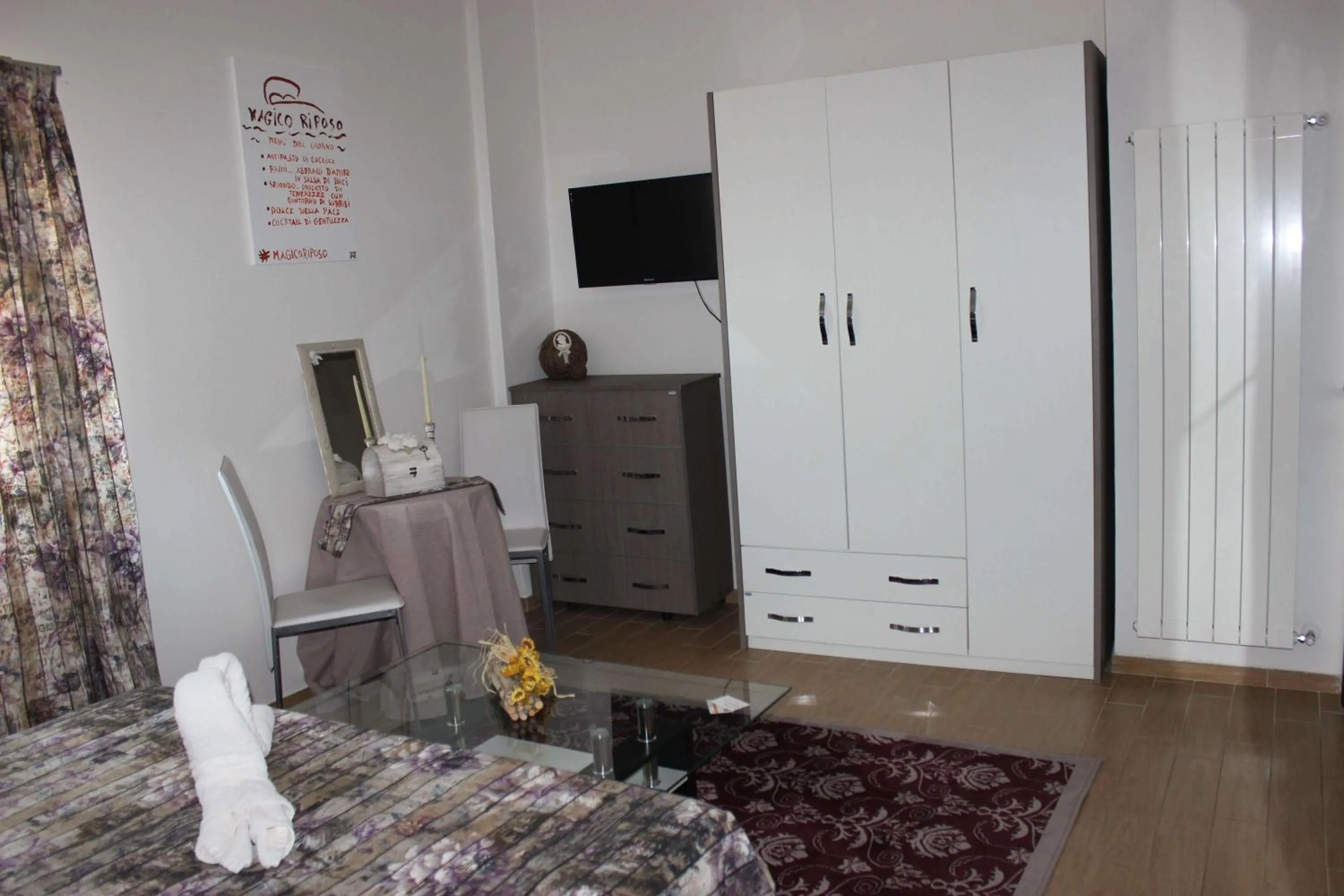 Decorative detail in Magico Riposo