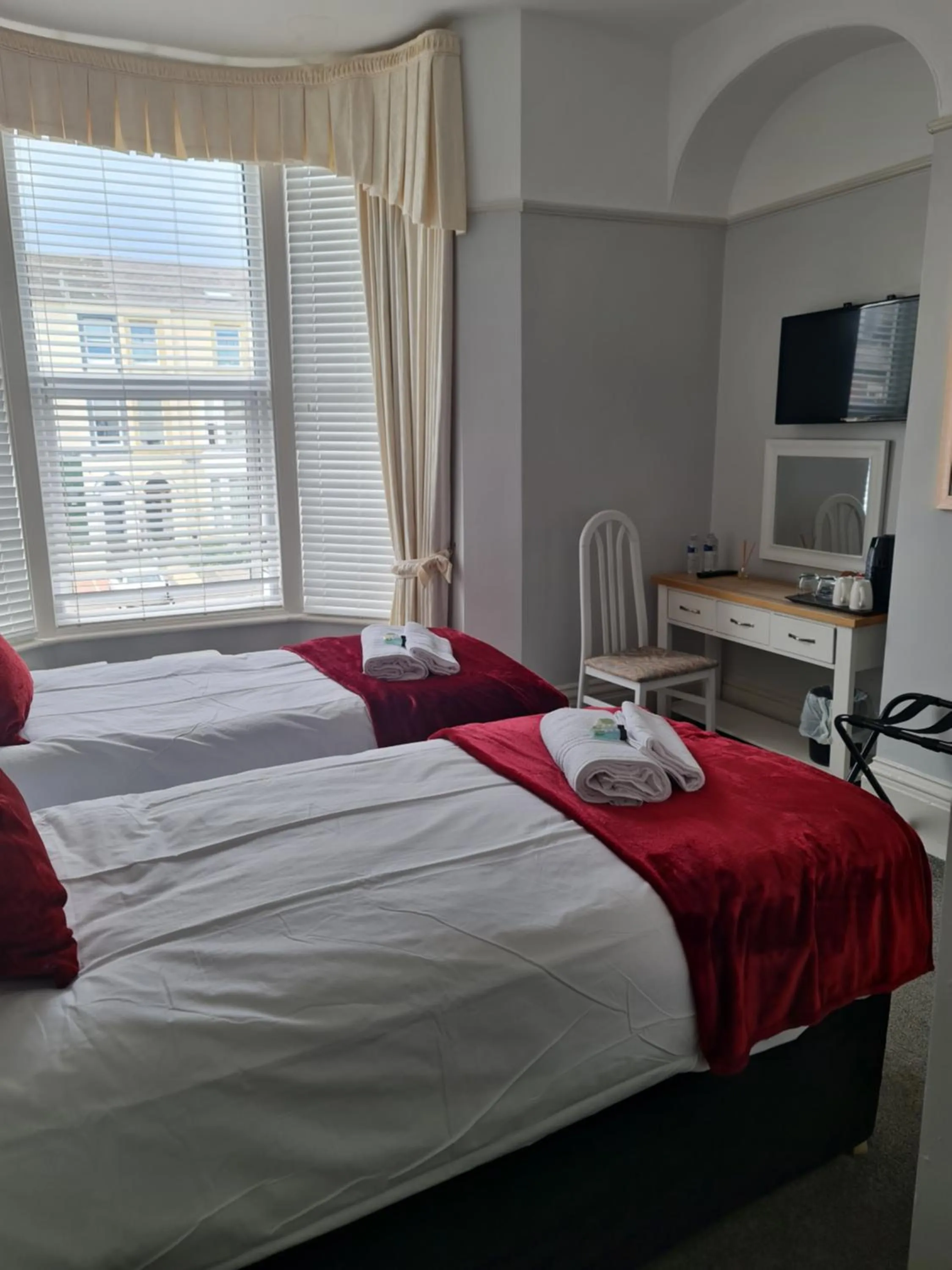 Bed in Clifton Villa - Southport