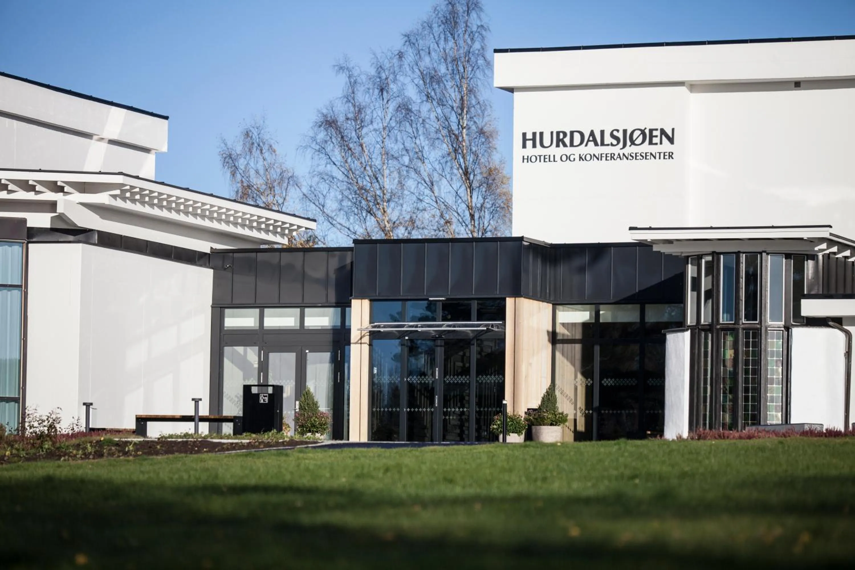 Facade/entrance in Hurdalsjøen Hotel & Spa
