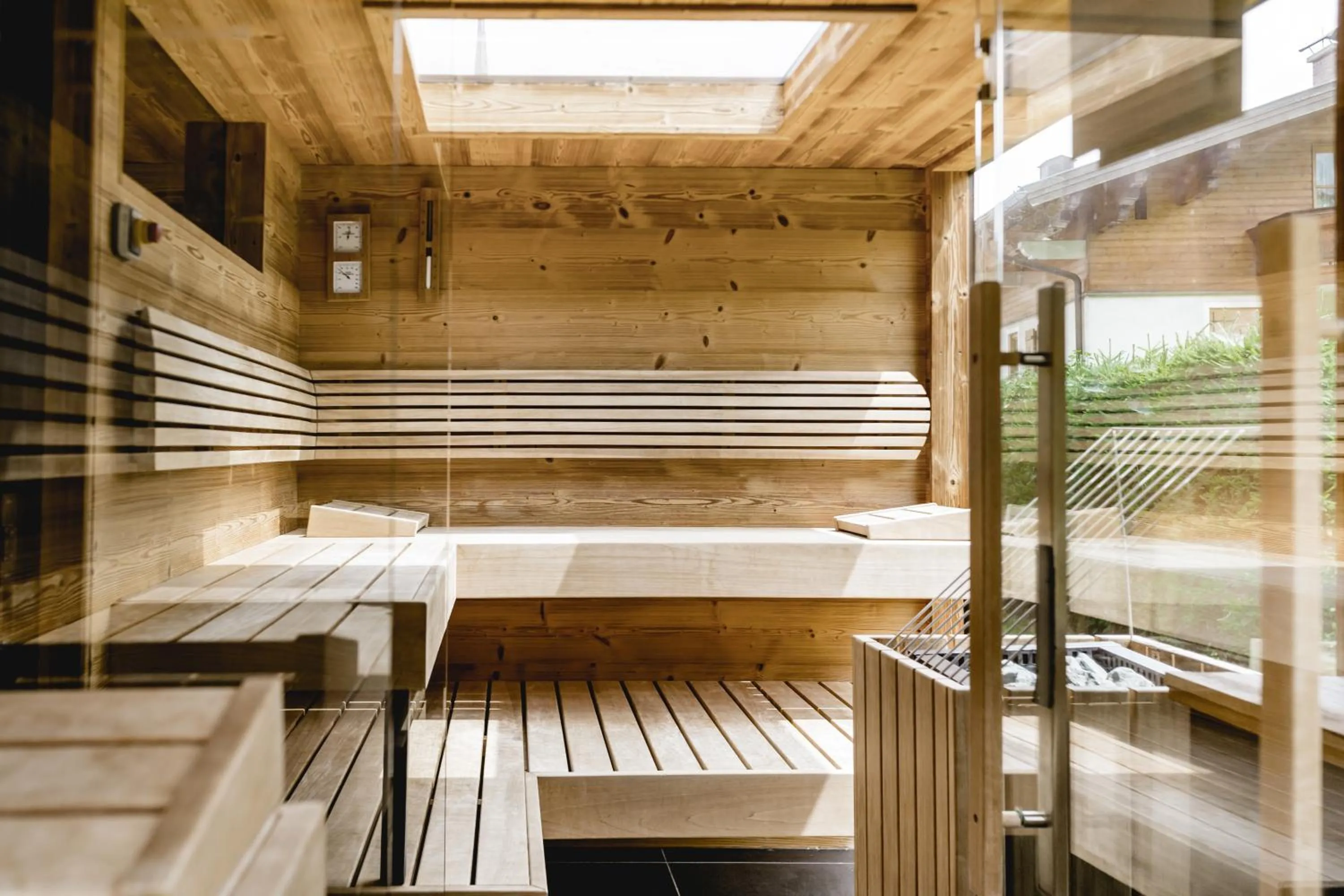 Swimming pool in Hotel Post Abtenau