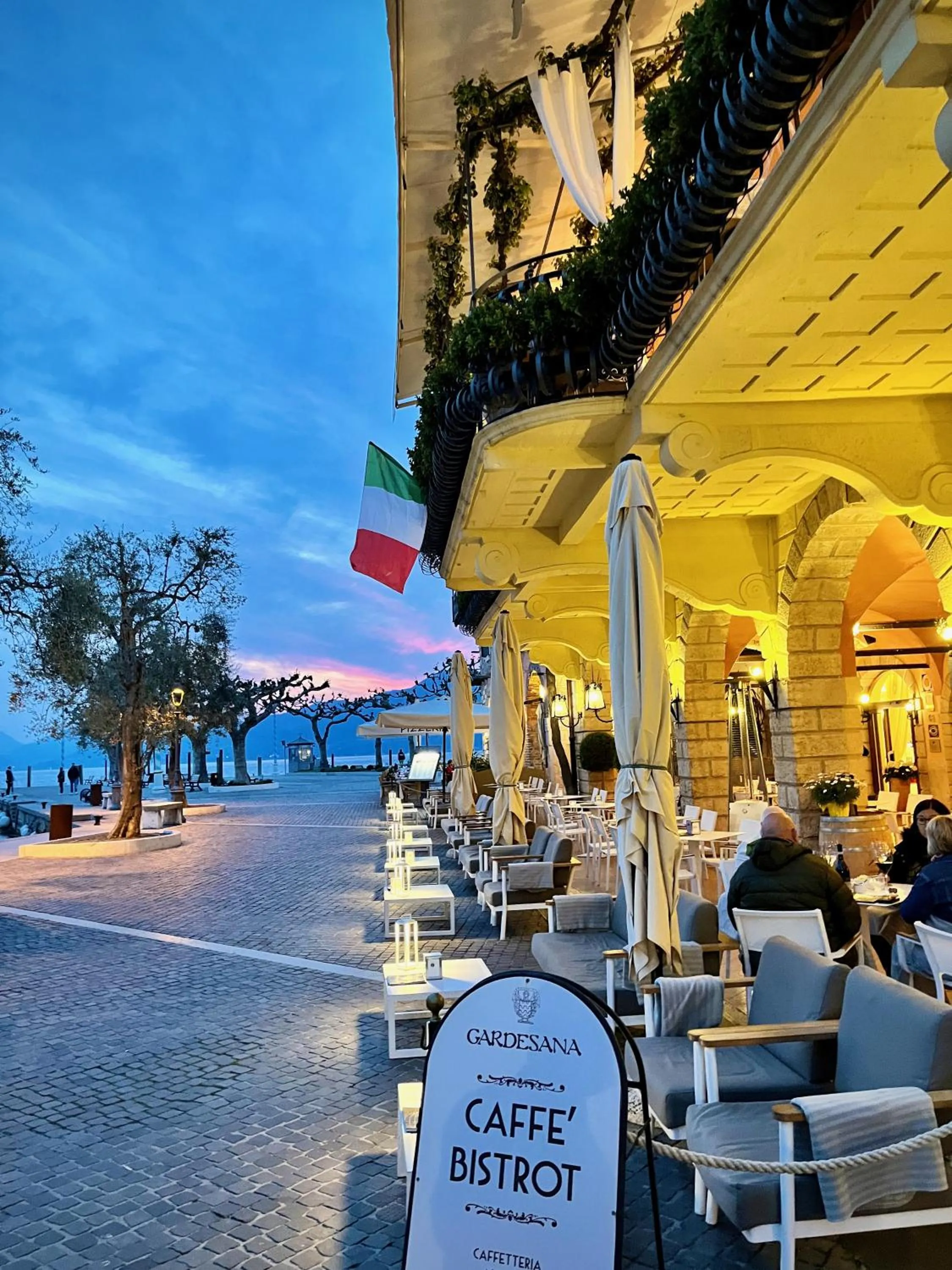 Lounge or bar in Albergo Gardesana