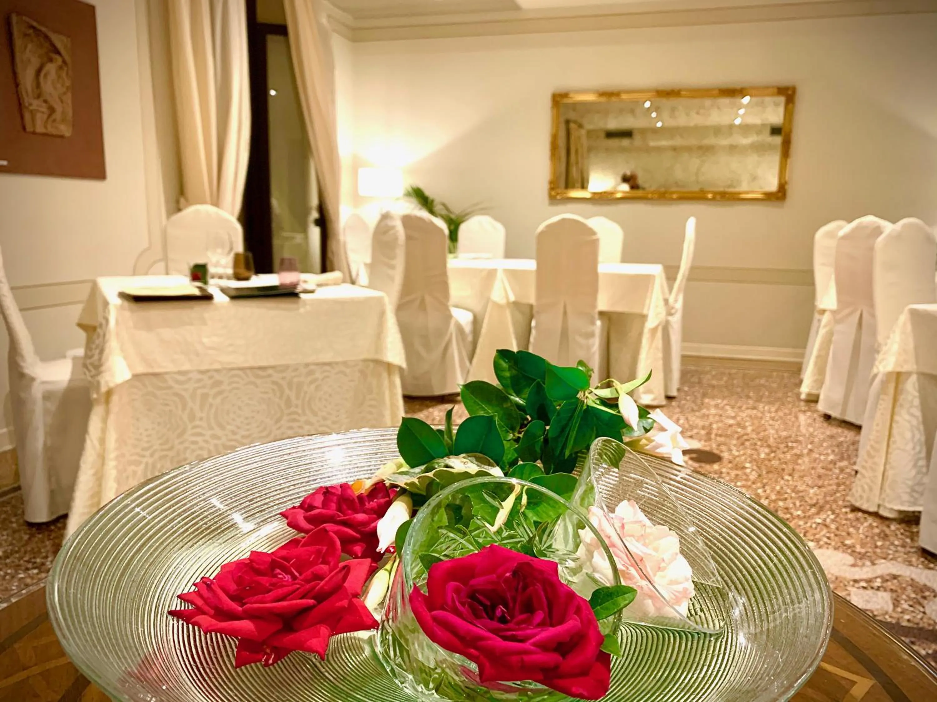 Decorative detail in Albergo Gardesana