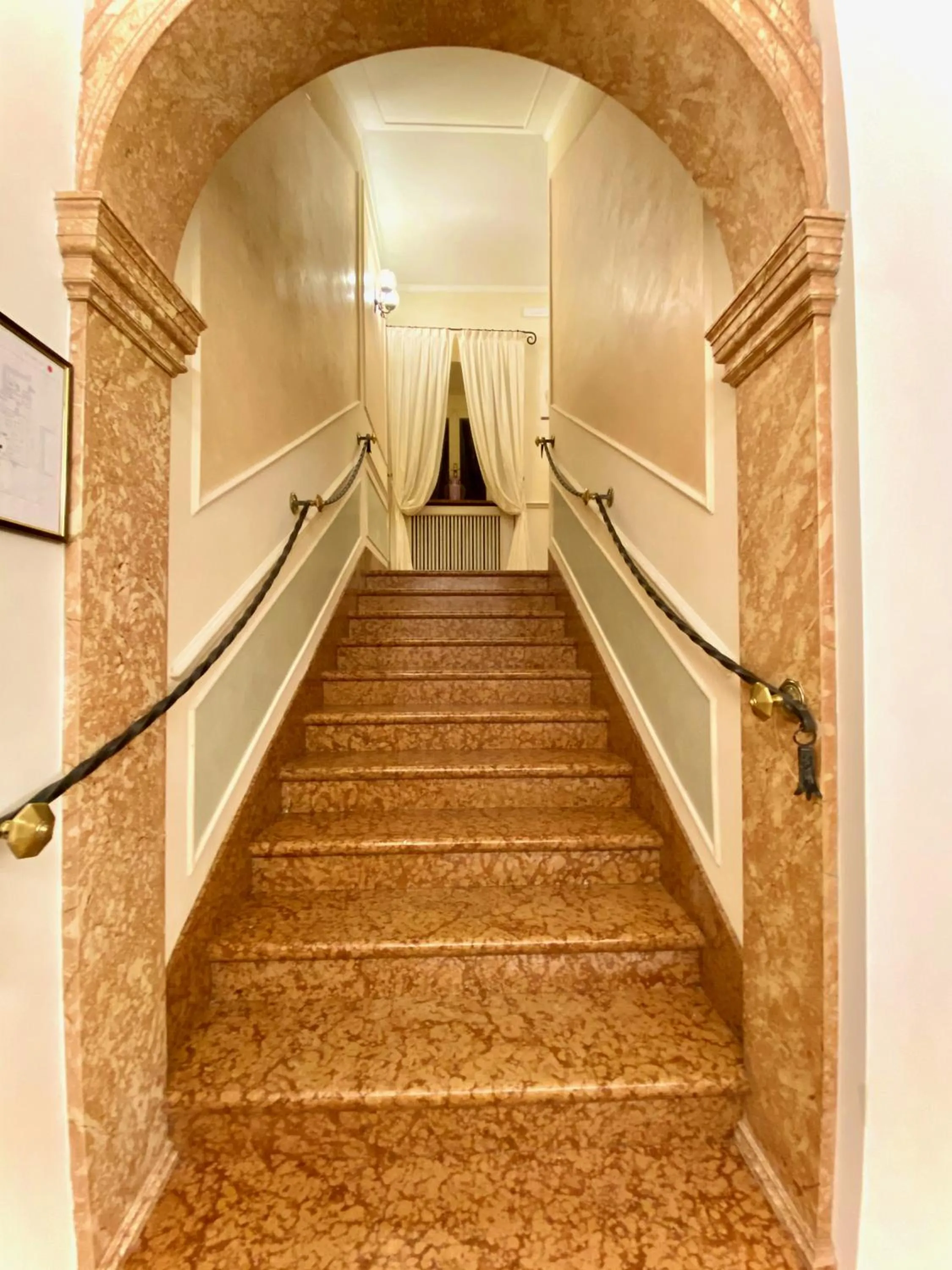 Lobby or reception in Albergo Gardesana