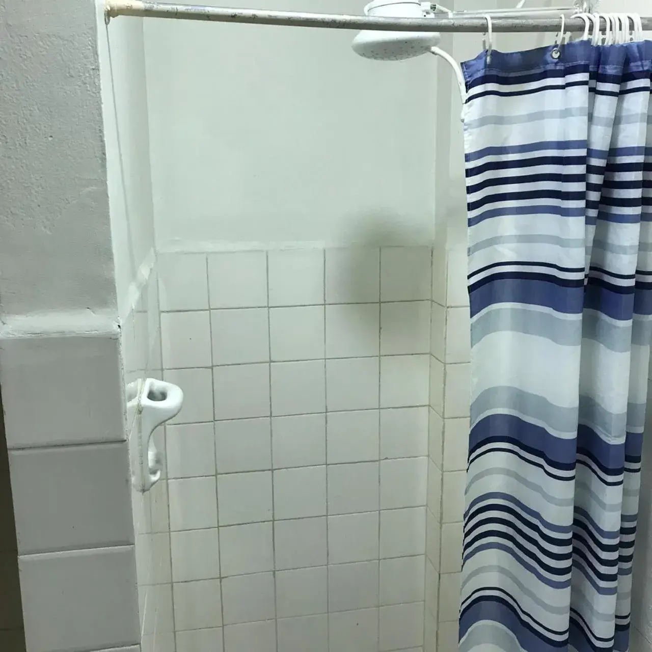 Standard Quadruple Room in Hotel Sao Nicolau Standard Quadruple Room in Hotel Sao Nicolau