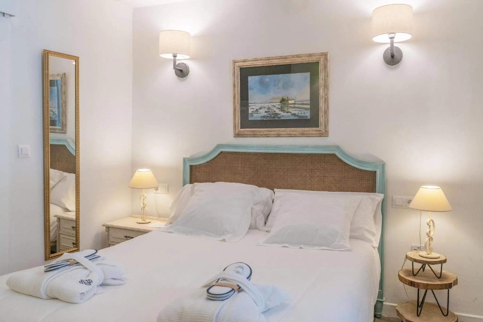 Photo of the whole room, Bed in Hotel Can Abril