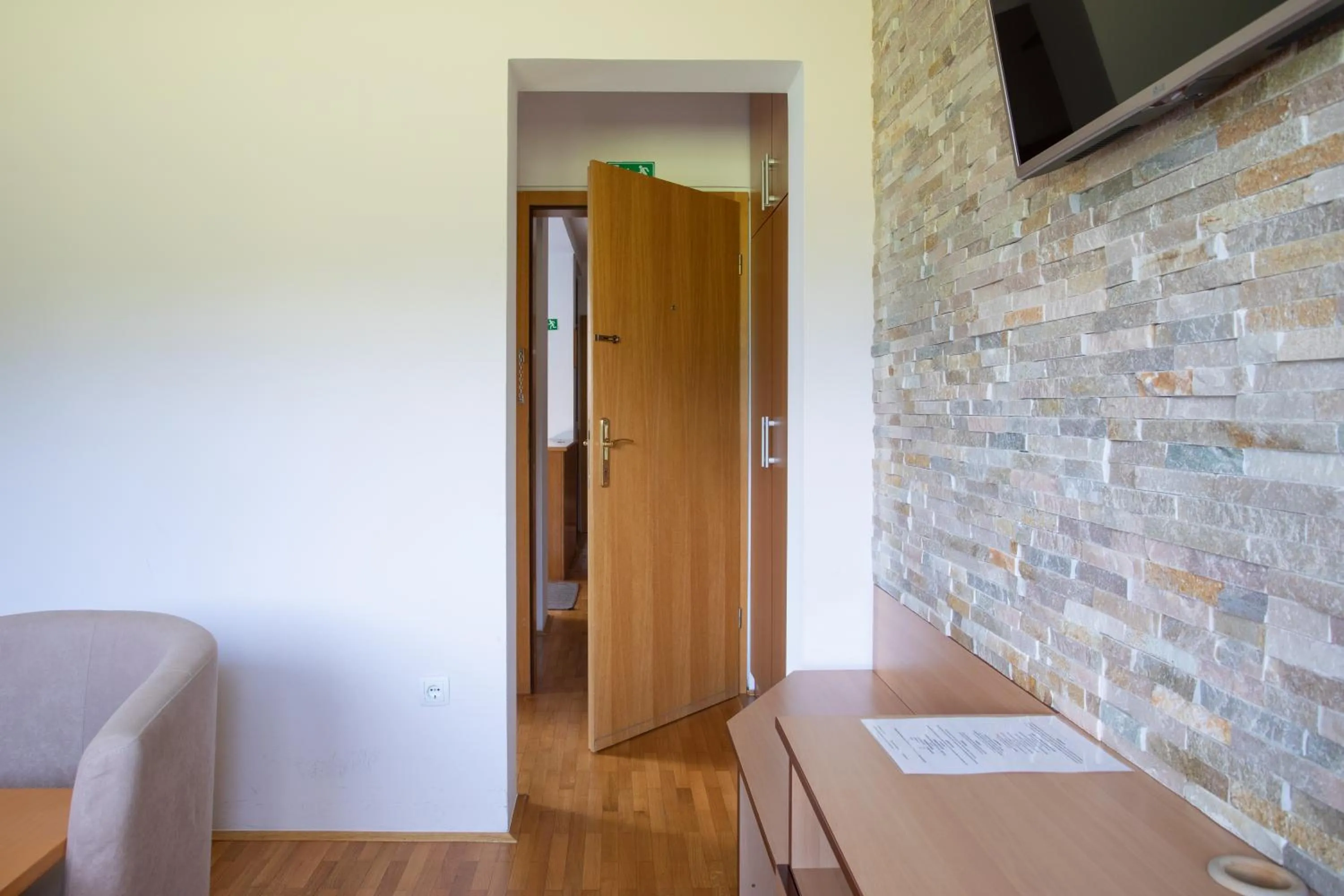 TV and multimedia in Pension Bled