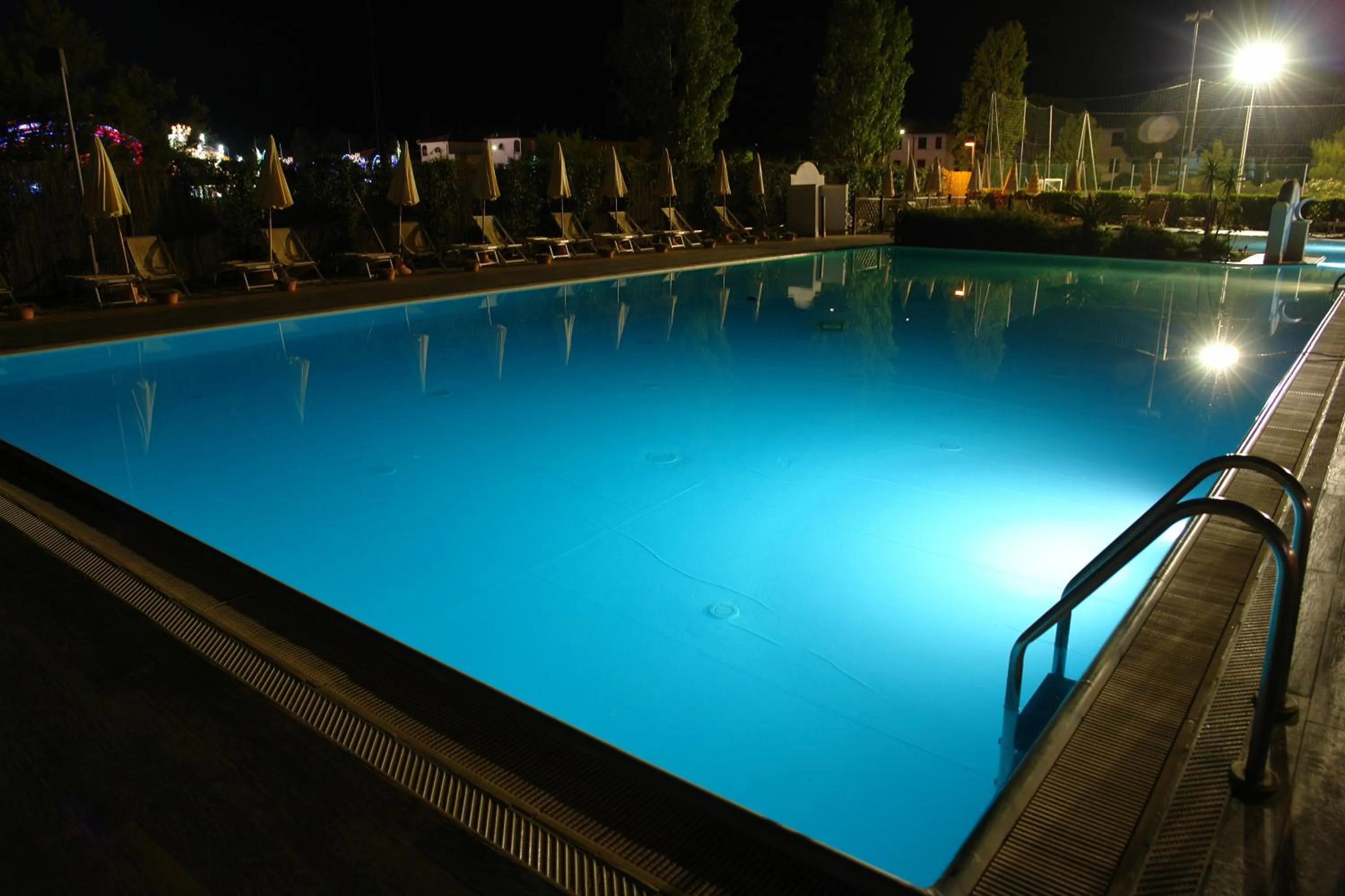 Swimming pool in Rosa Dei Venti