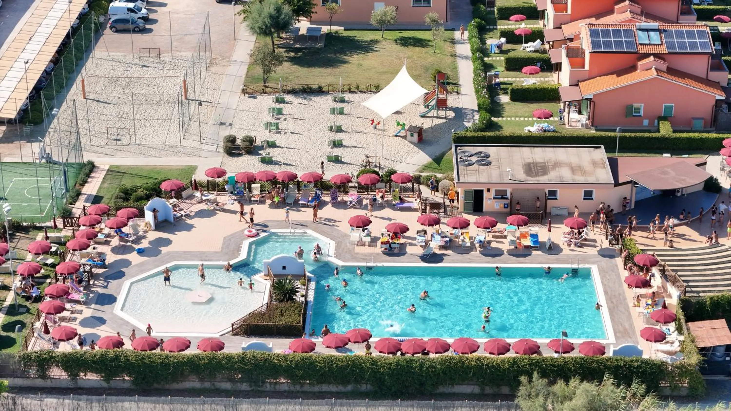 Swimming pool in Rosa Dei Venti