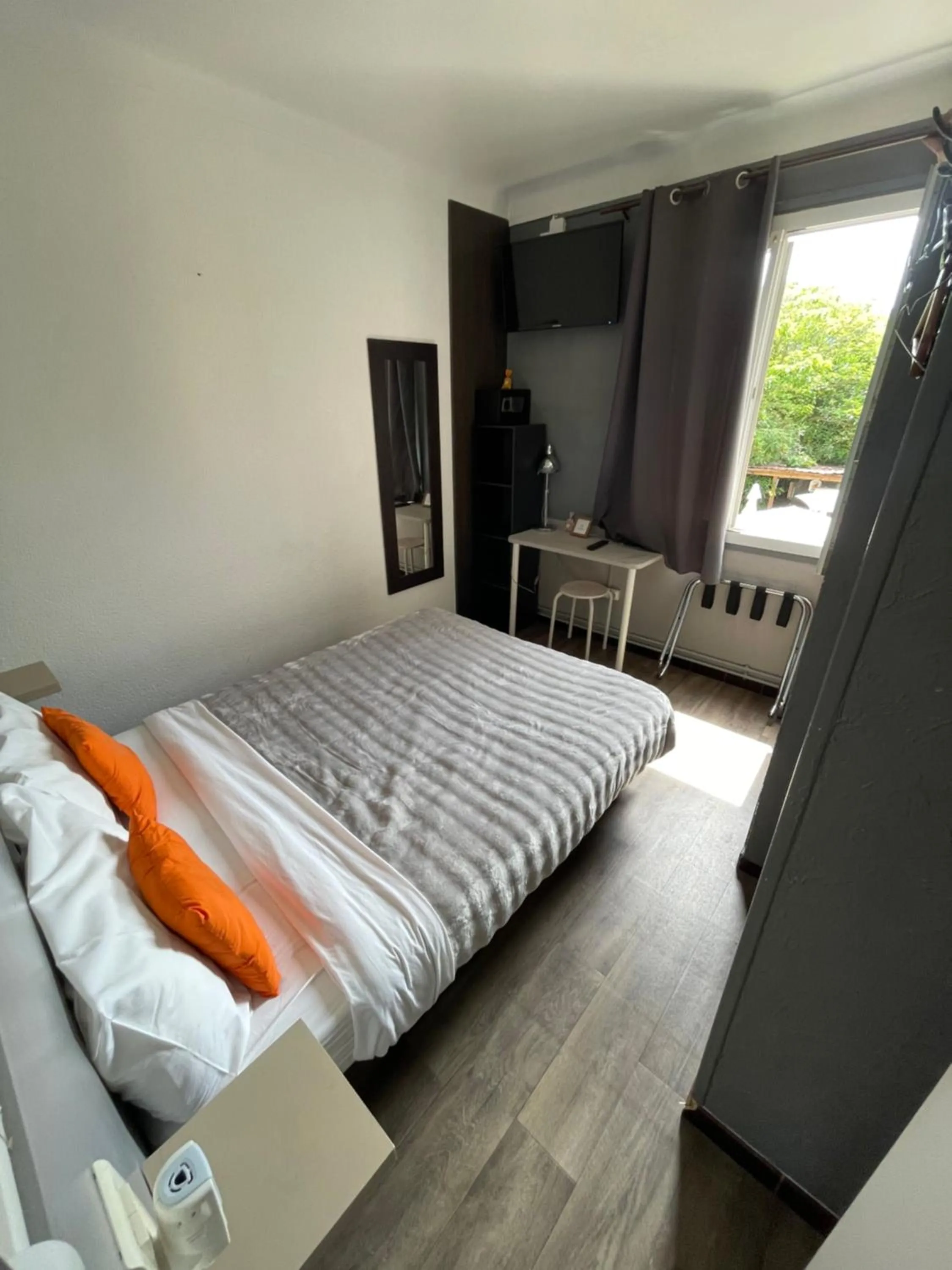 Bedroom in Hotel Clair Logis