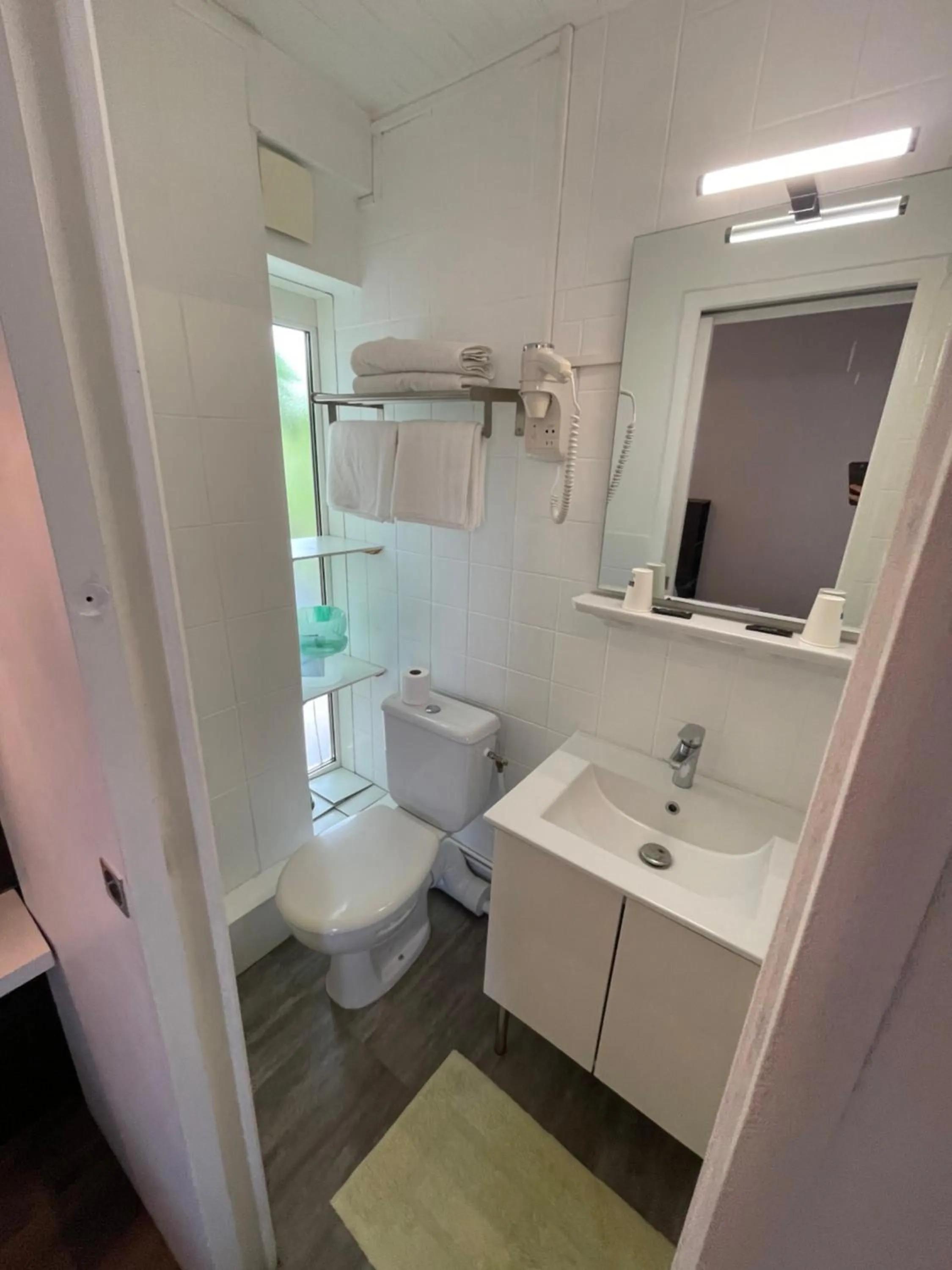 Toilet in Hotel Clair Logis