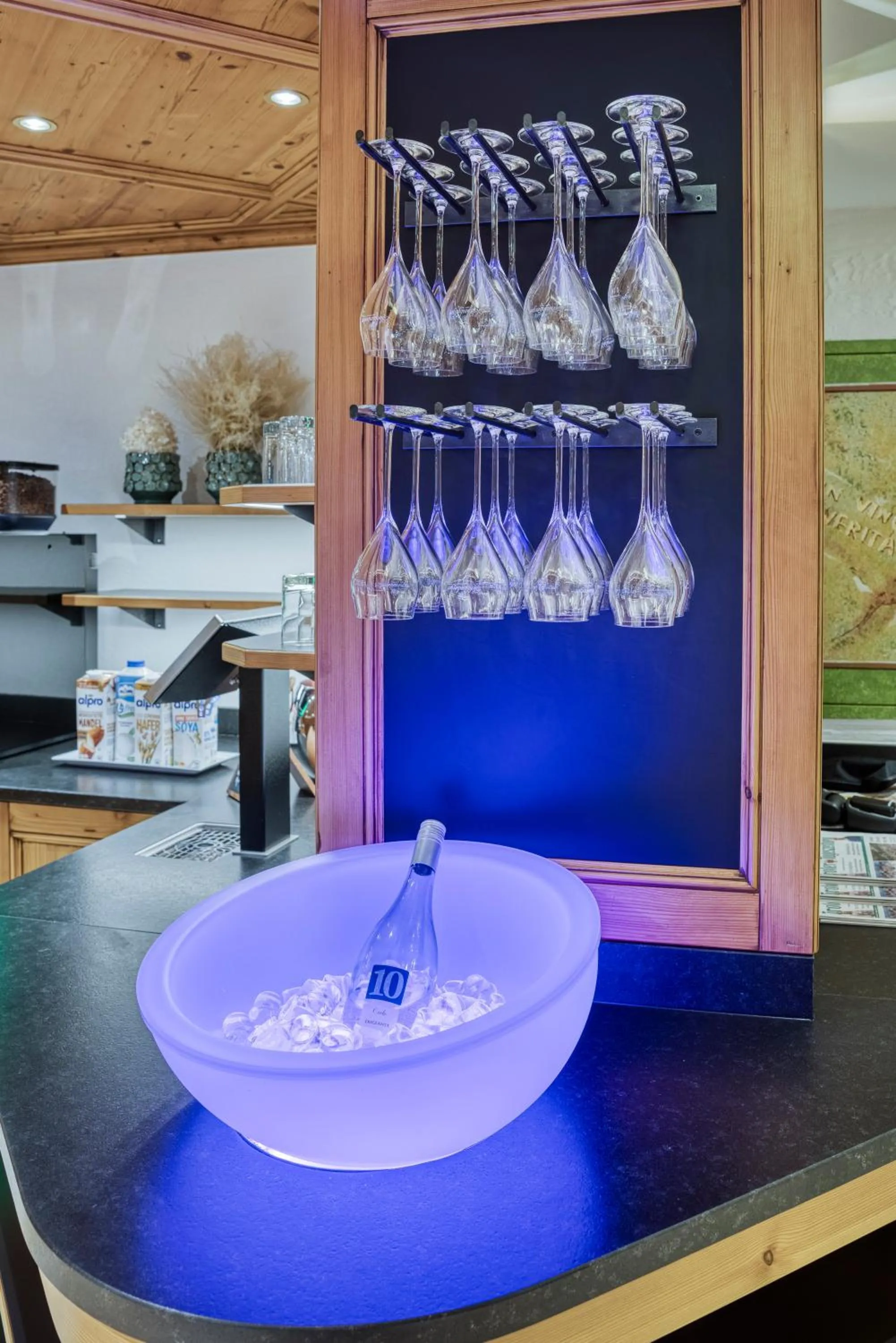 Buffet breakfast in Hotel Alte Post