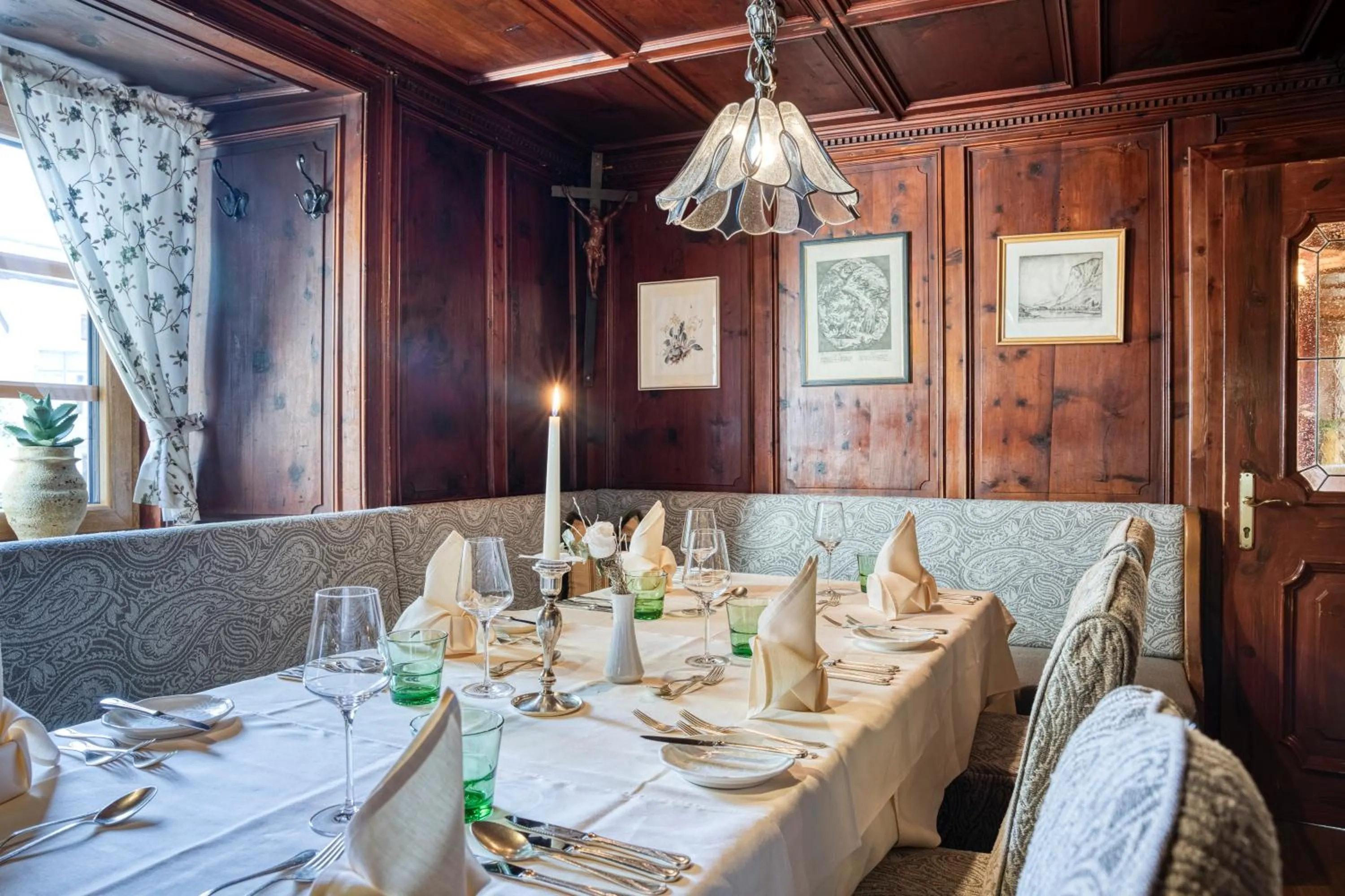 Restaurant/places to eat in Hotel Alte Post