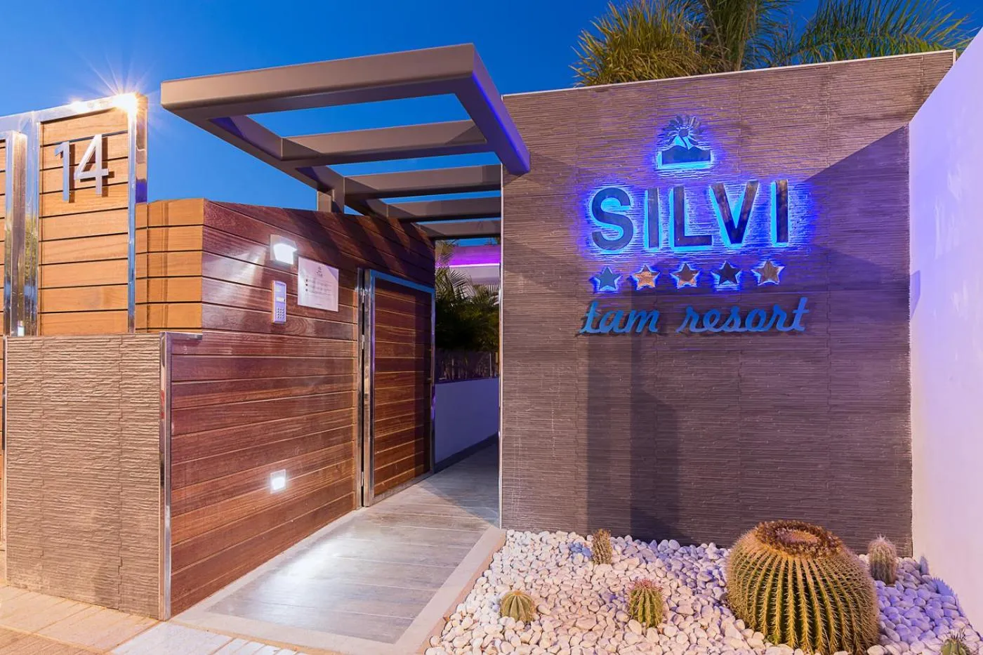 Facade/entrance in Silvi Villas by TAM Resorts