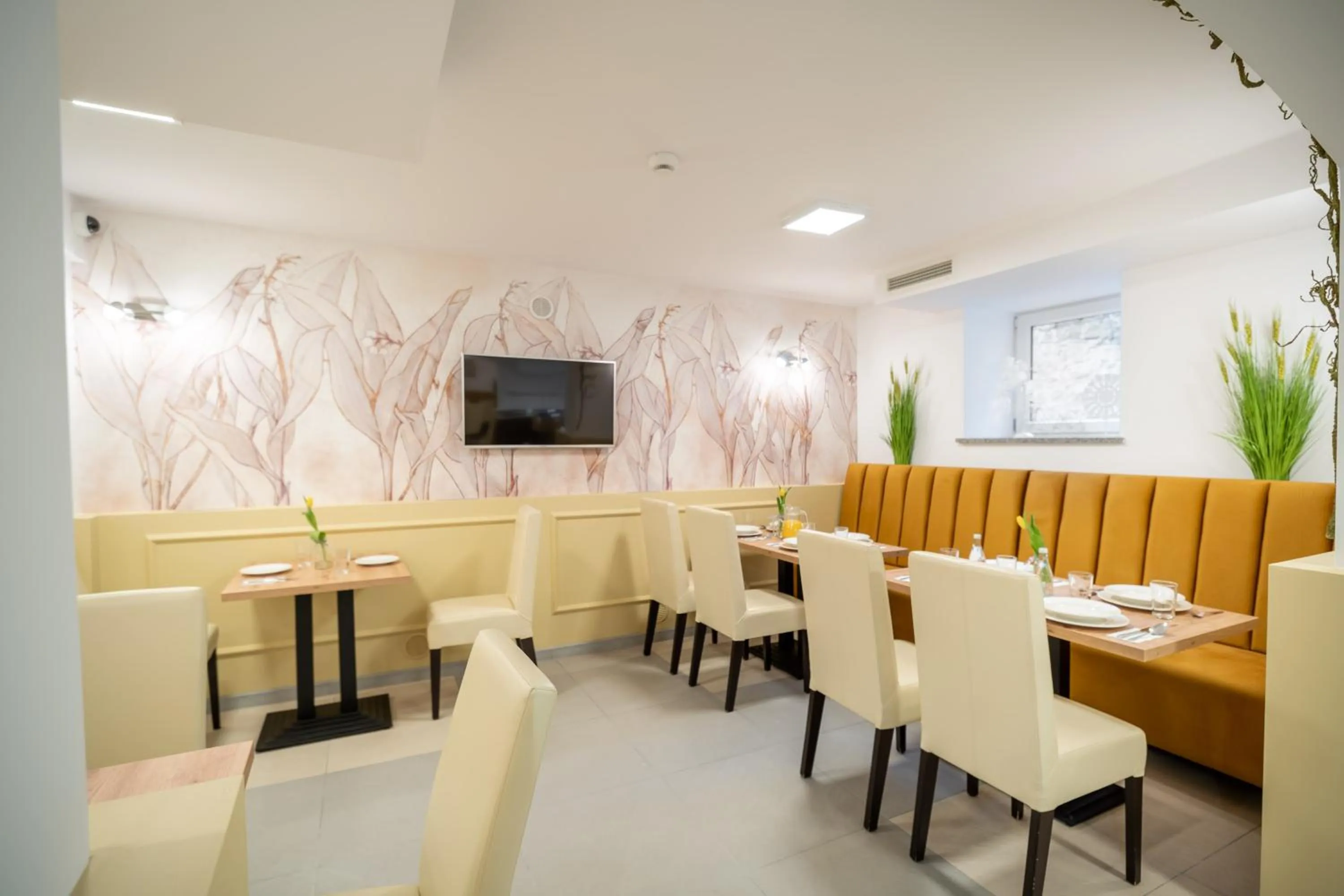 Restaurant/places to eat in Panorama Park