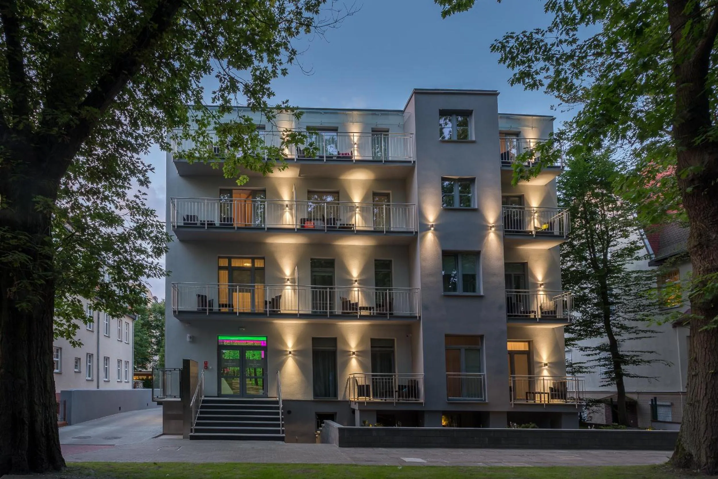 Property building in Panorama Park