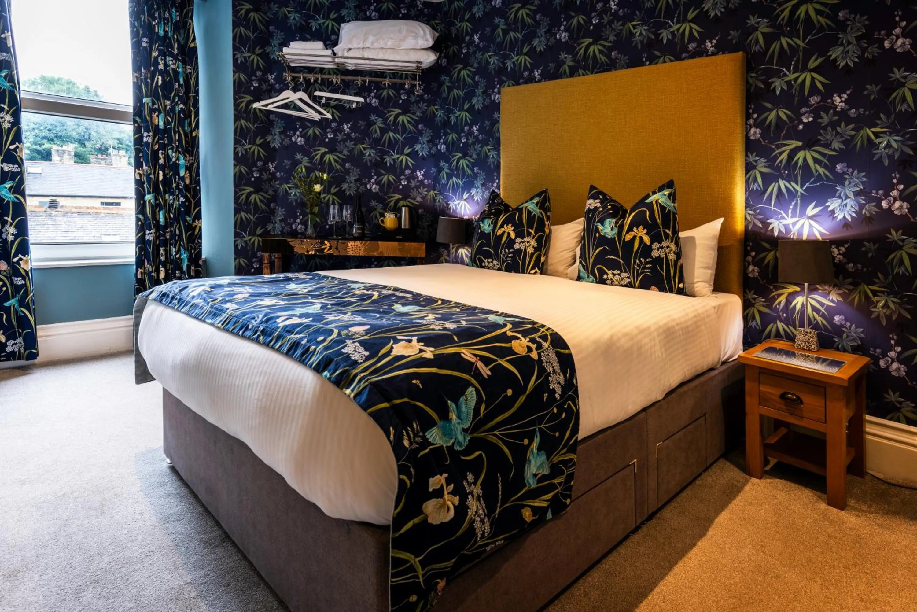 Bed in The Royal Station Hotel