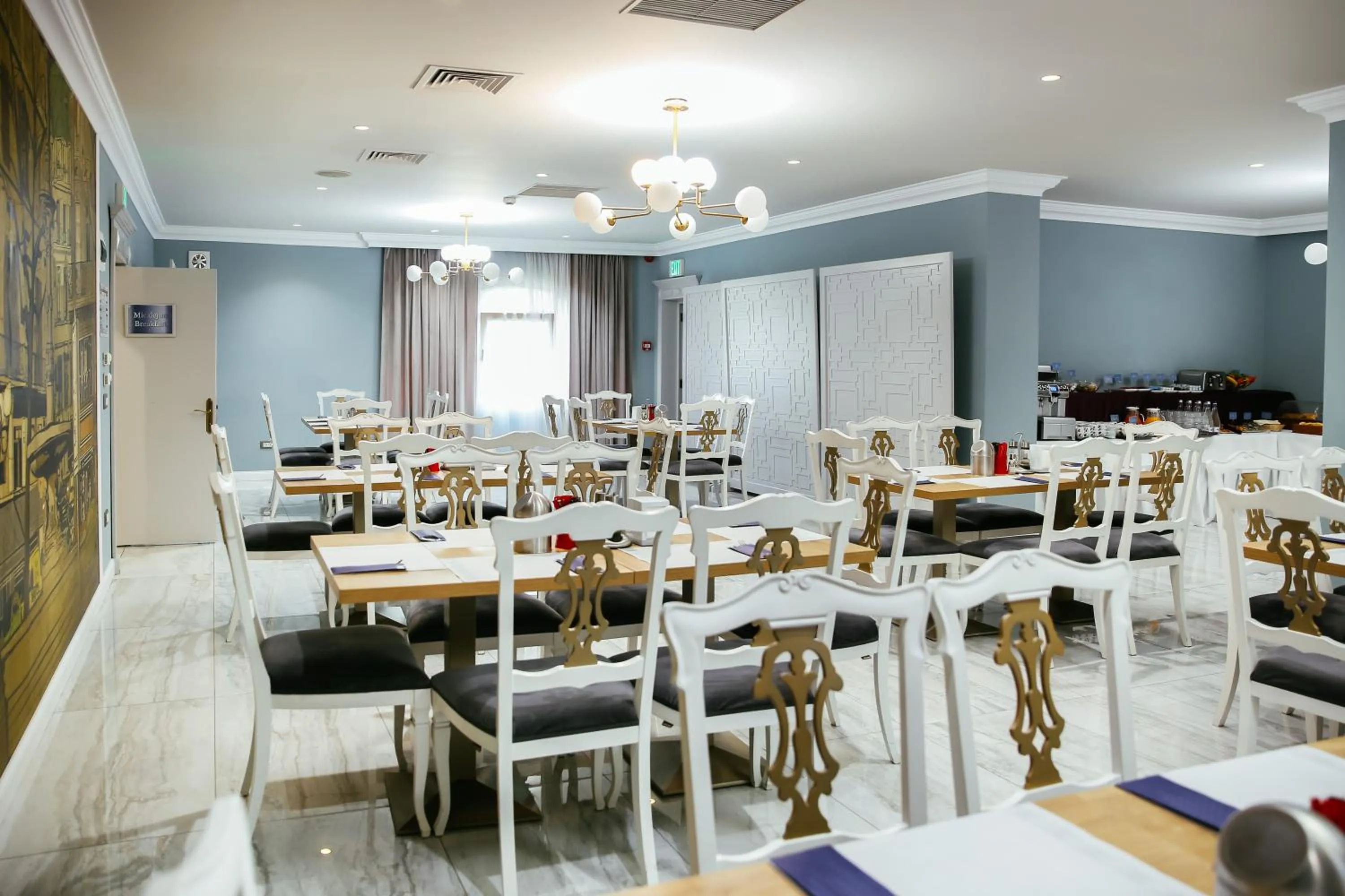 Breakfast in Royal Class Hotel