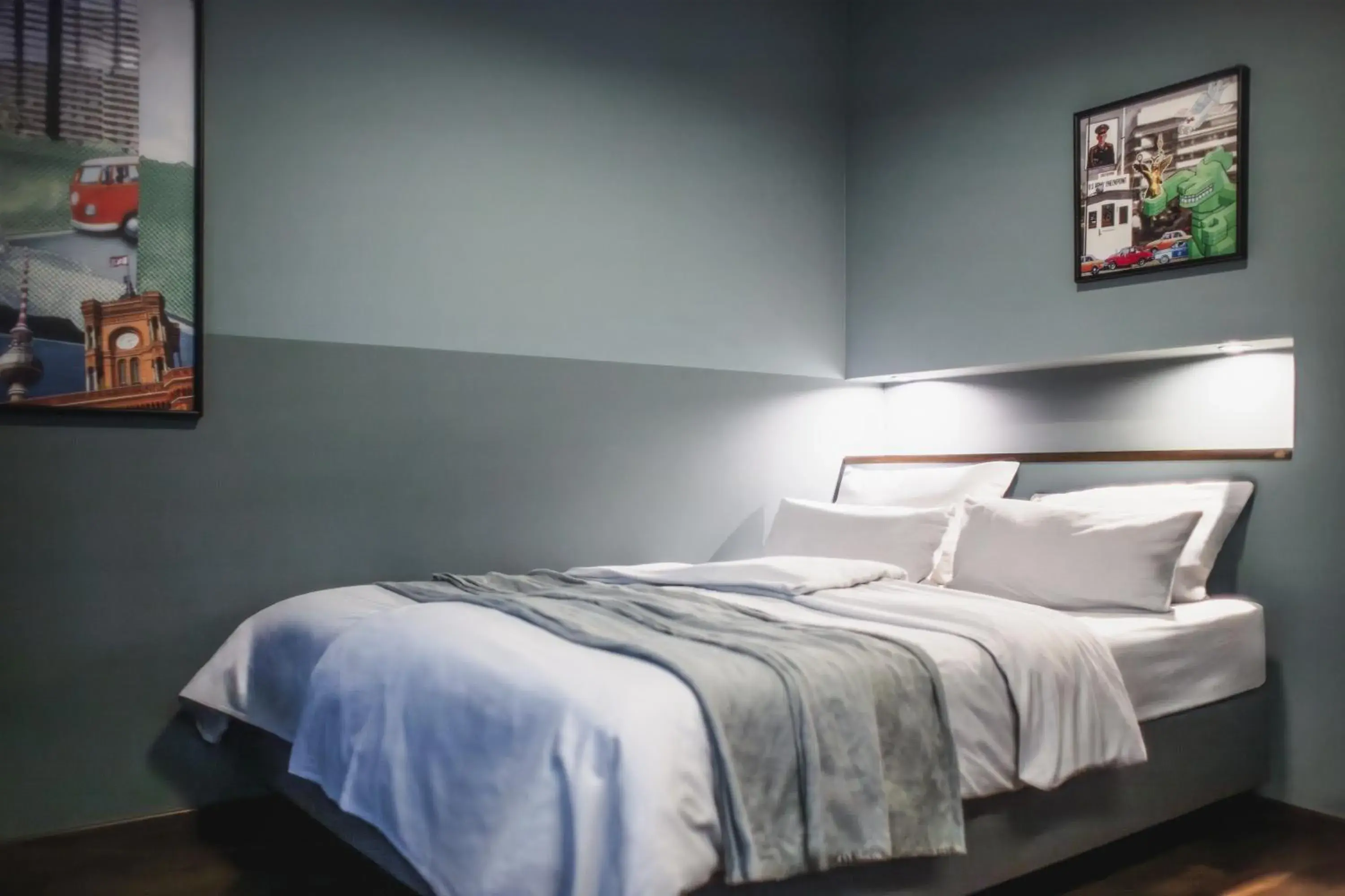 Small (max 2 pax) in The Circus Hotel Small (max 2 pax) in The Circus Hotel