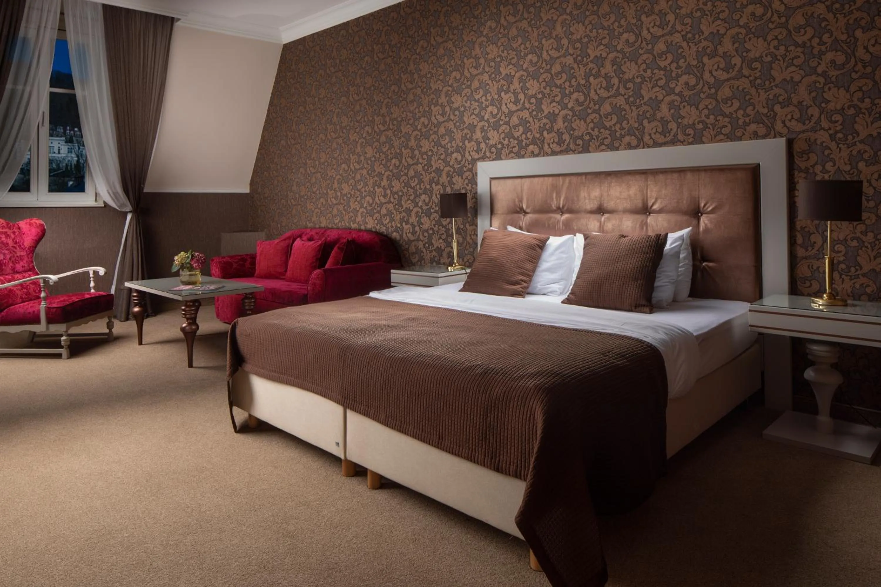 Photo of the whole room, Bed in Promenáda Romantic Hotel