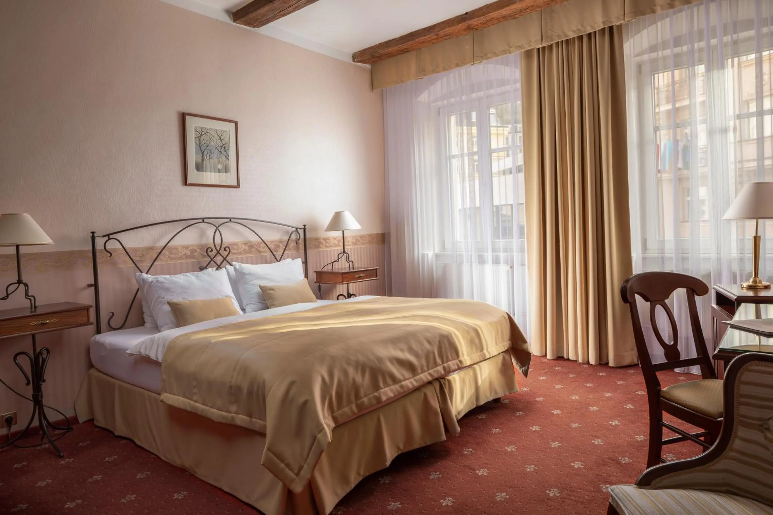 Photo of the whole room, Bed in Promenáda Romantic Hotel