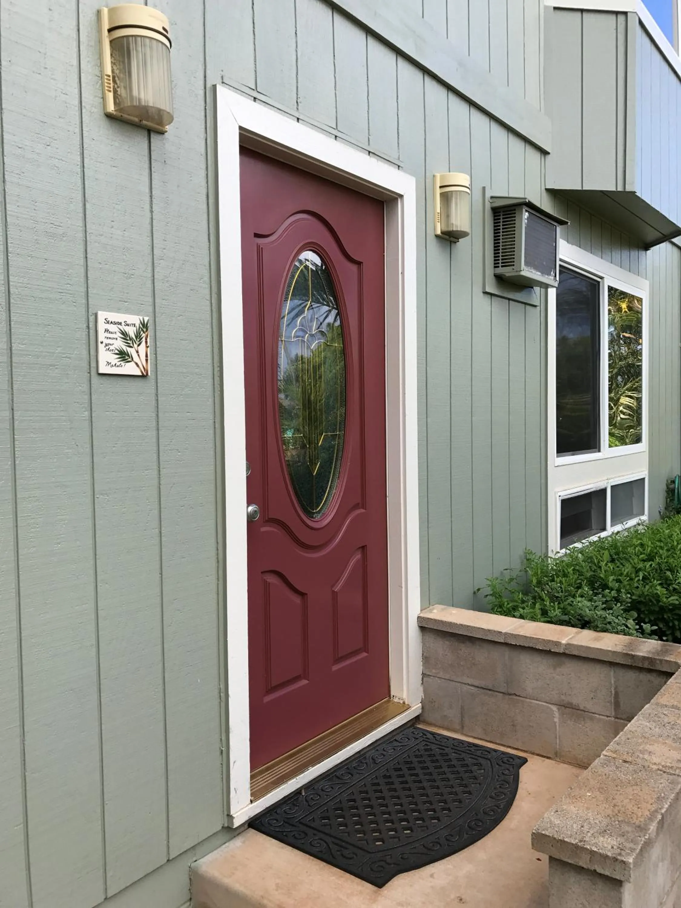 Facade/entrance in Hale Pua Villa - Seaside Studio