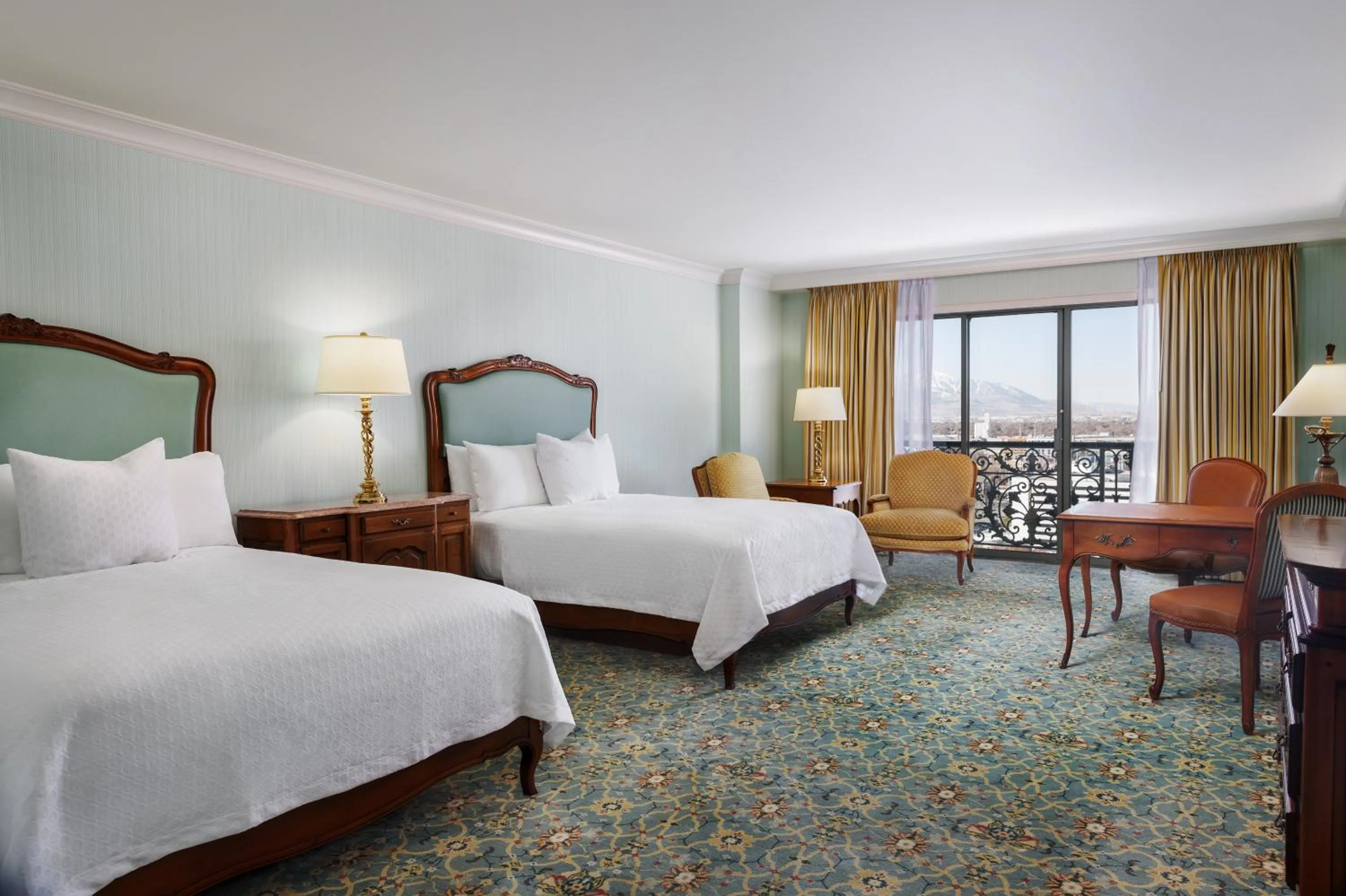 Photo of the whole room, Bed in Grand America Hotel