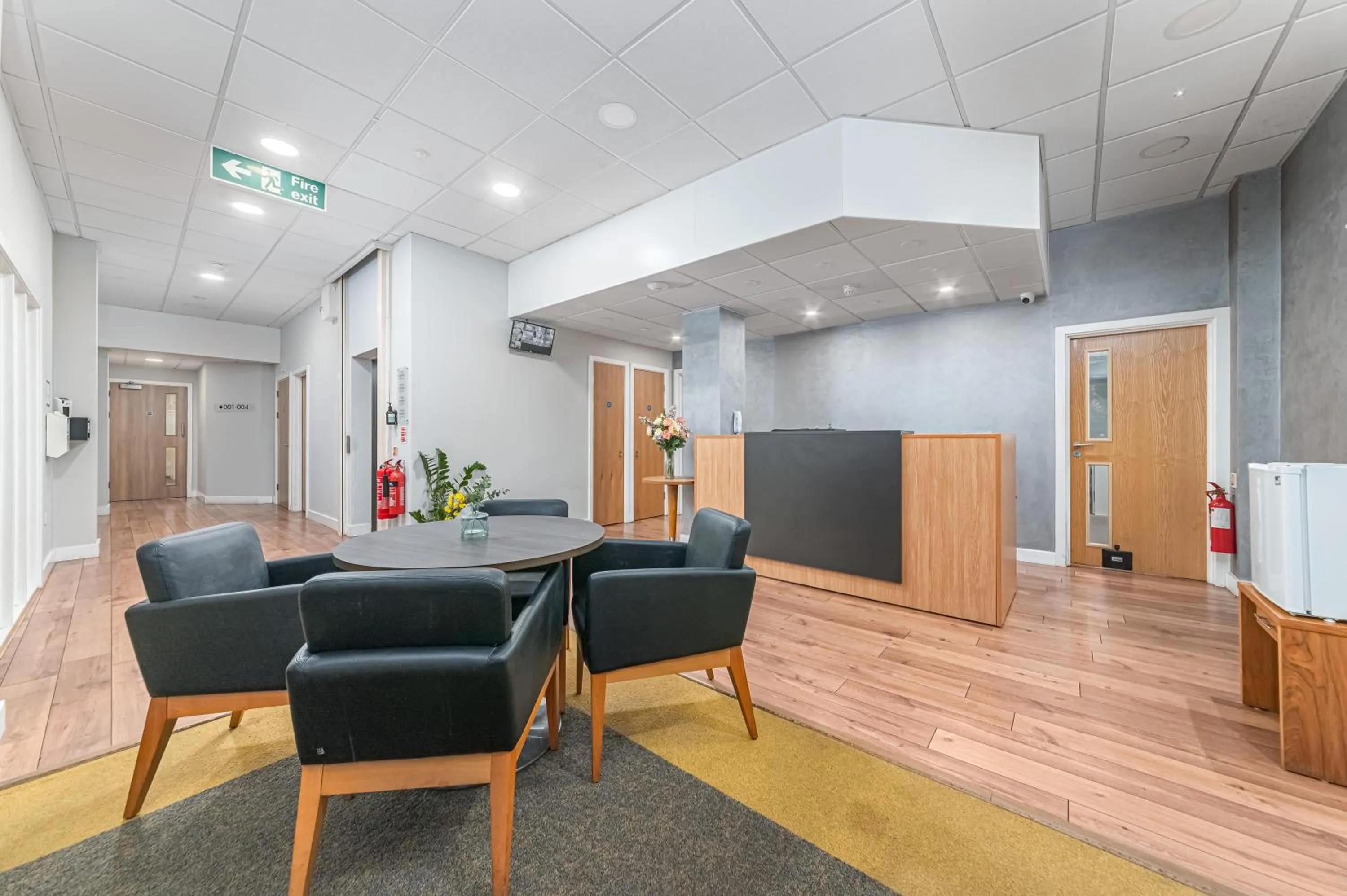 Lobby or reception in HQ Aparthotel Farnborough
