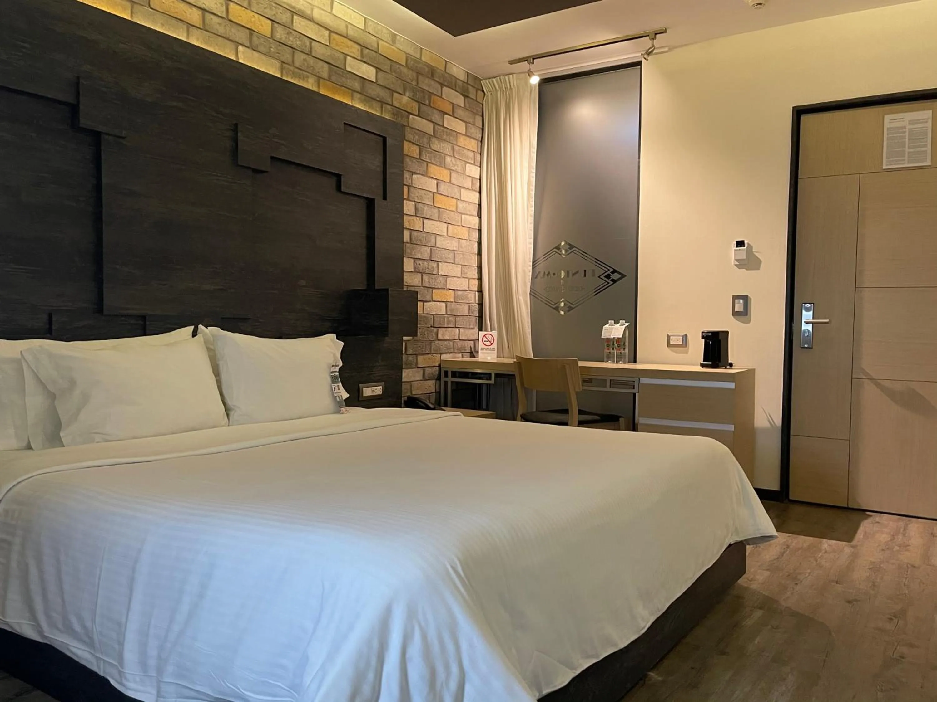 Photo of the whole room, Bed in Hotel Punto MX