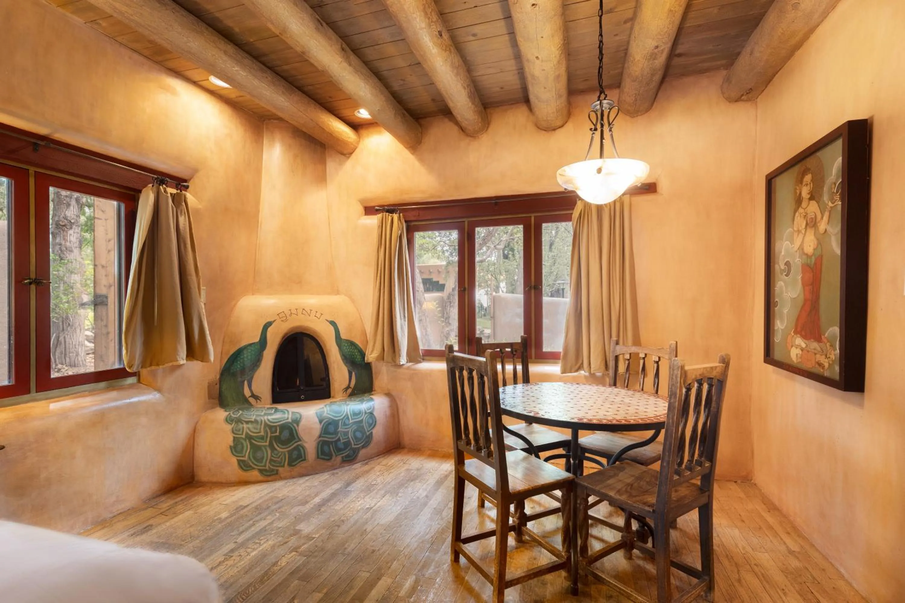 Bed in El Monte Sagrado Resort & Spa