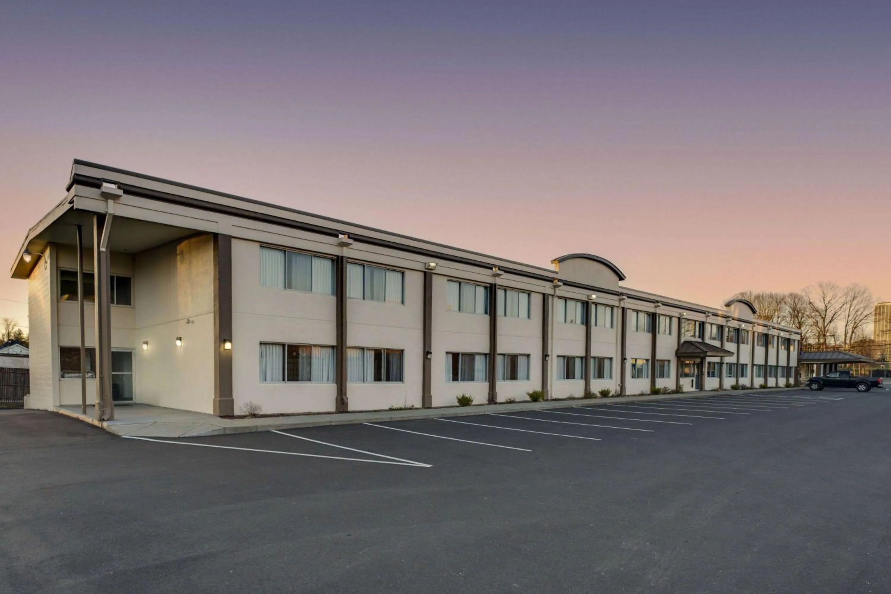 Property building in Days Inn by Wyndham Albany SUNY