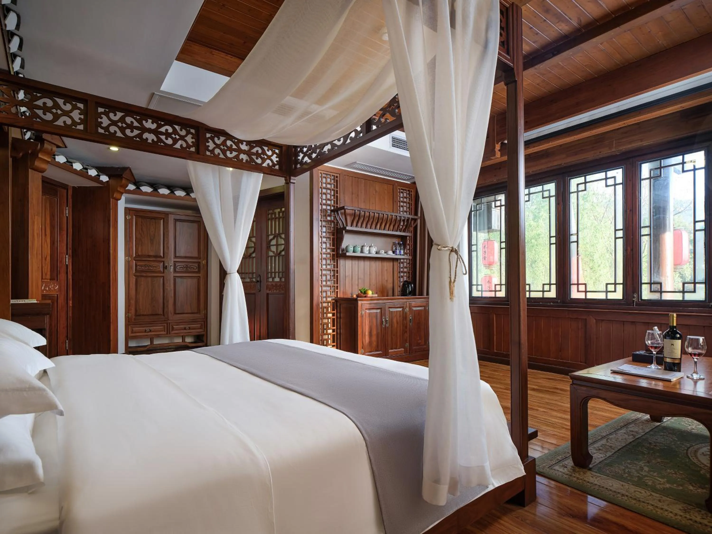 Bed in Lee's Boutique Resort
