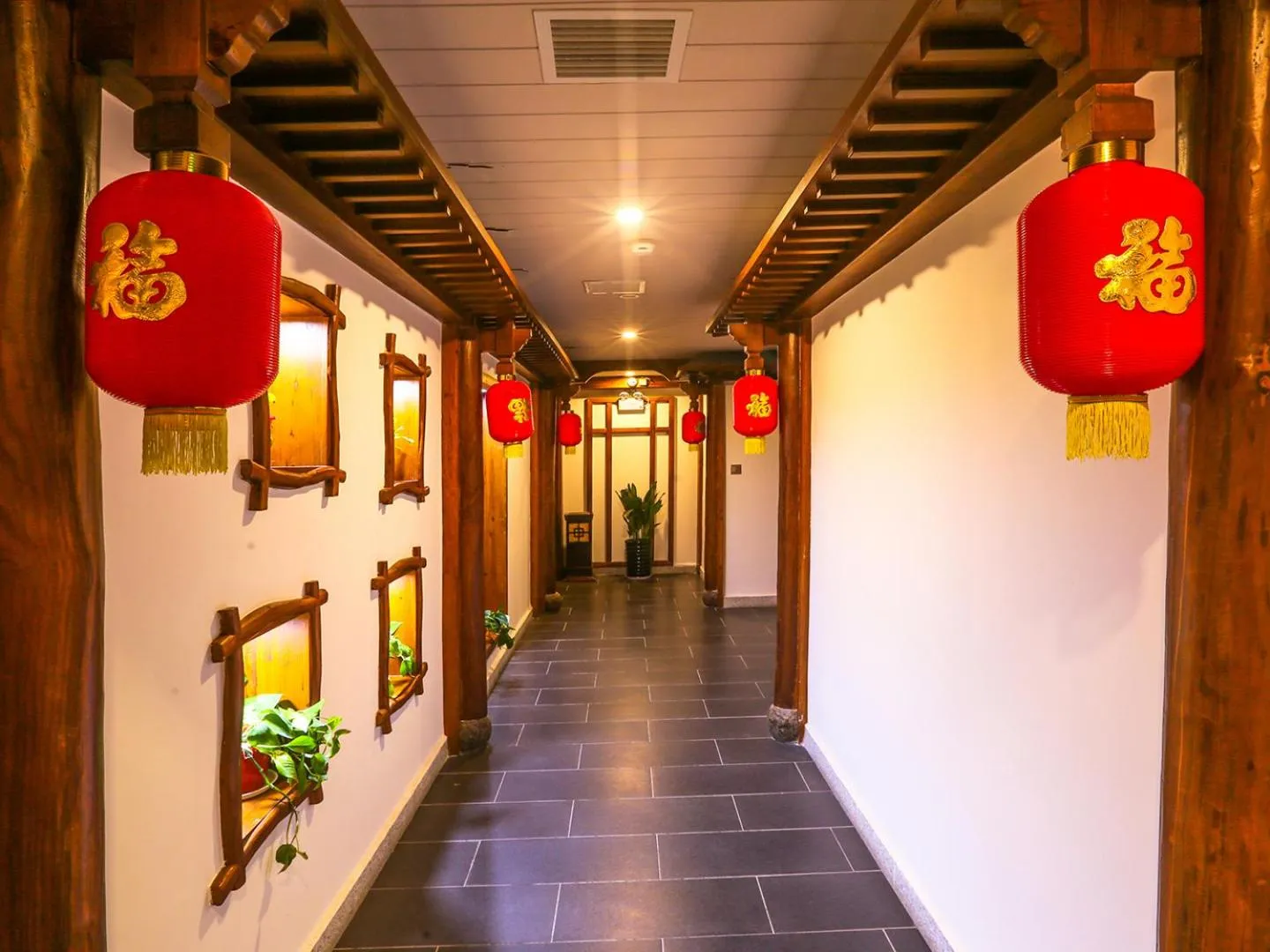 room service in Lee's Boutique Resort