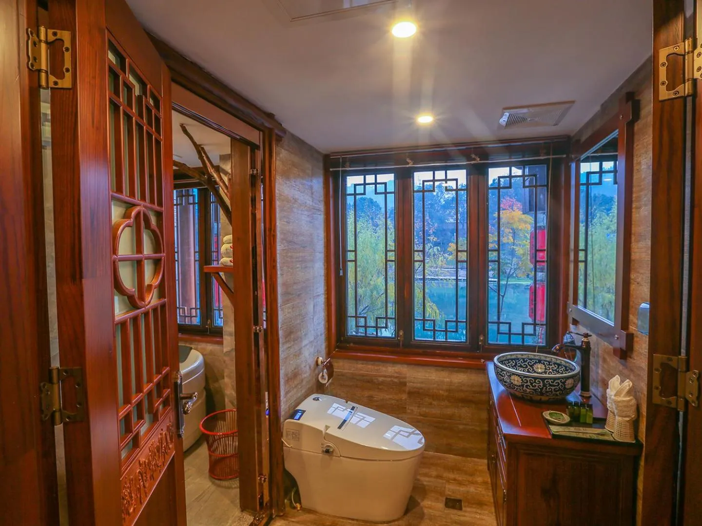 Toilet in Lee's Boutique Resort