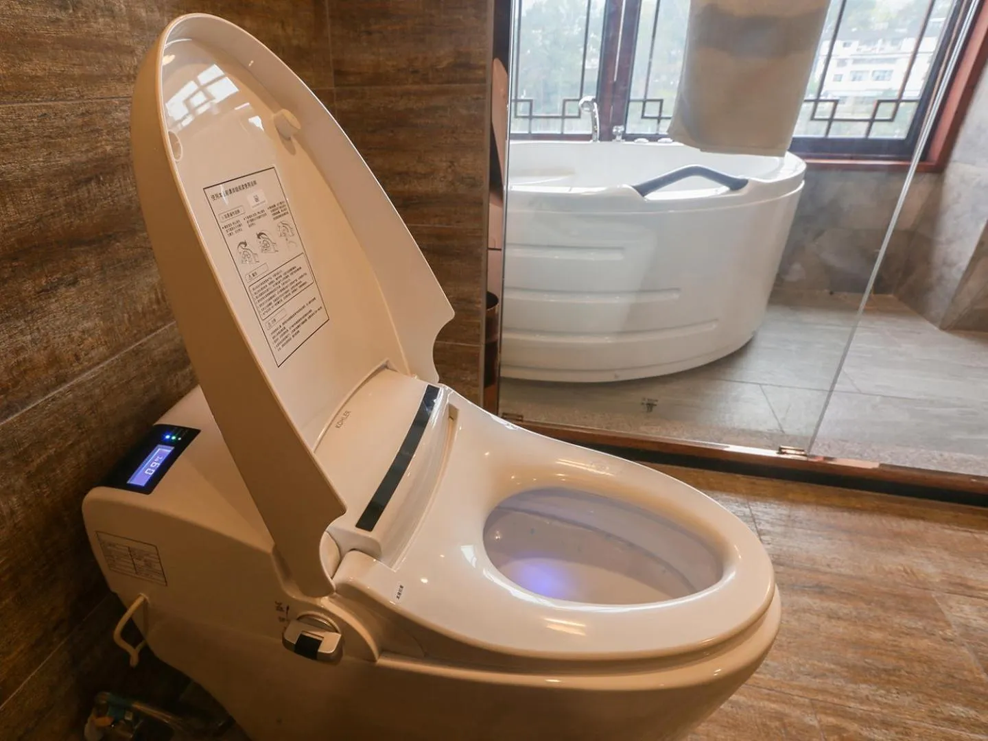 Toilet in Lee's Boutique Resort