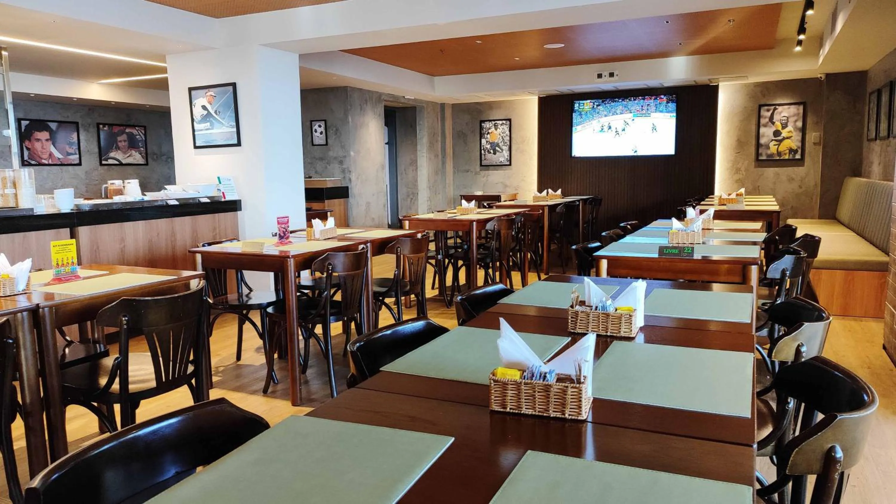 Restaurant/places to eat in Holiday Inn Fortaleza by IHG