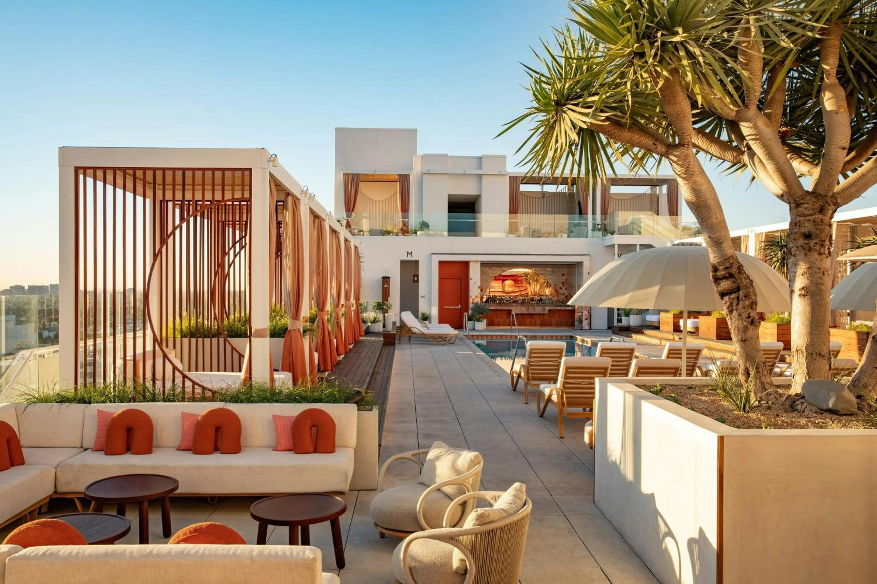 Fitness centre/facilities in W Hollywood