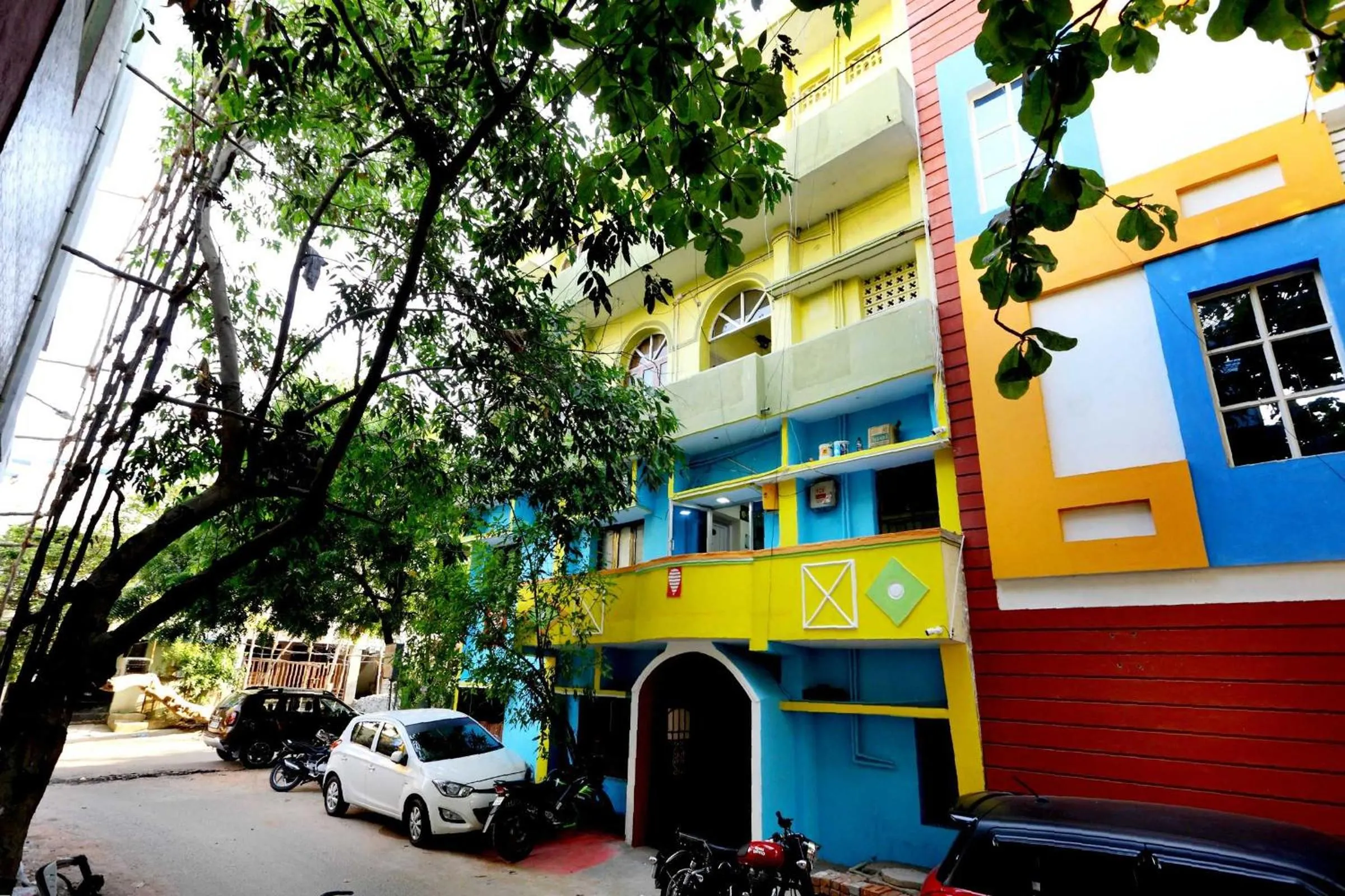 Facade/entrance in Hotel O India Gate Par View